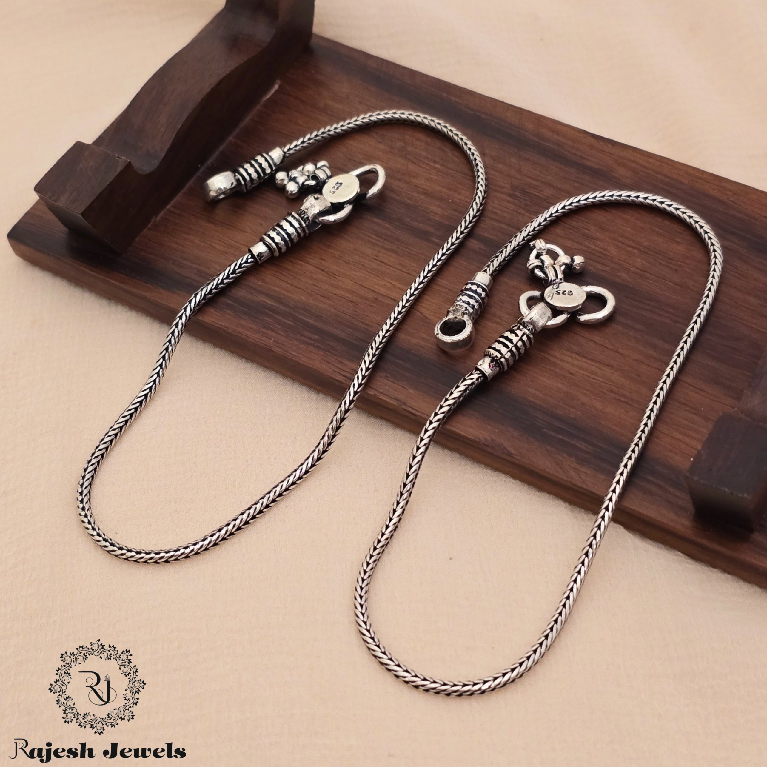 Appealing Oxidised Dailywear Anklet