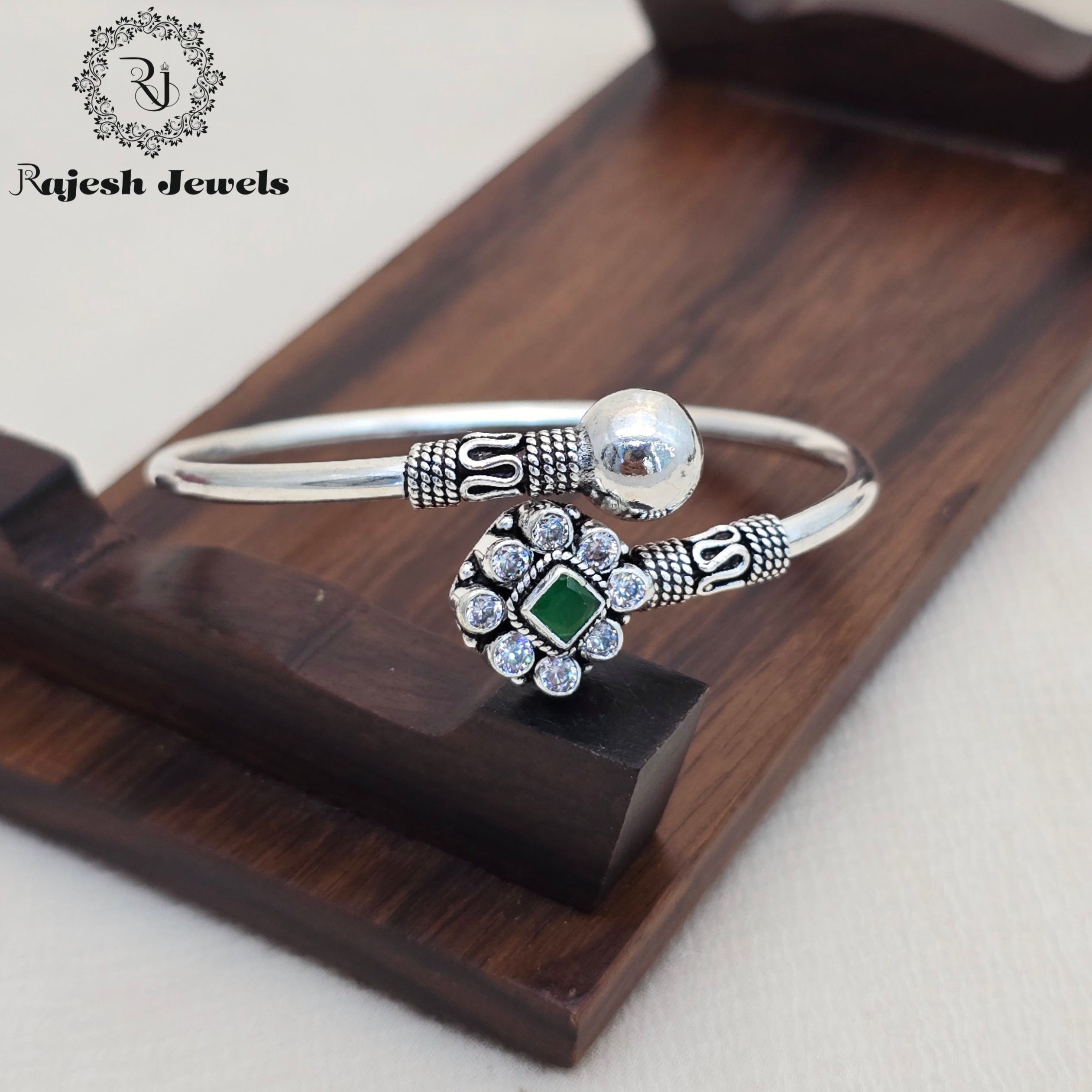 Appealing Green Silver Ladies Hand Kada
