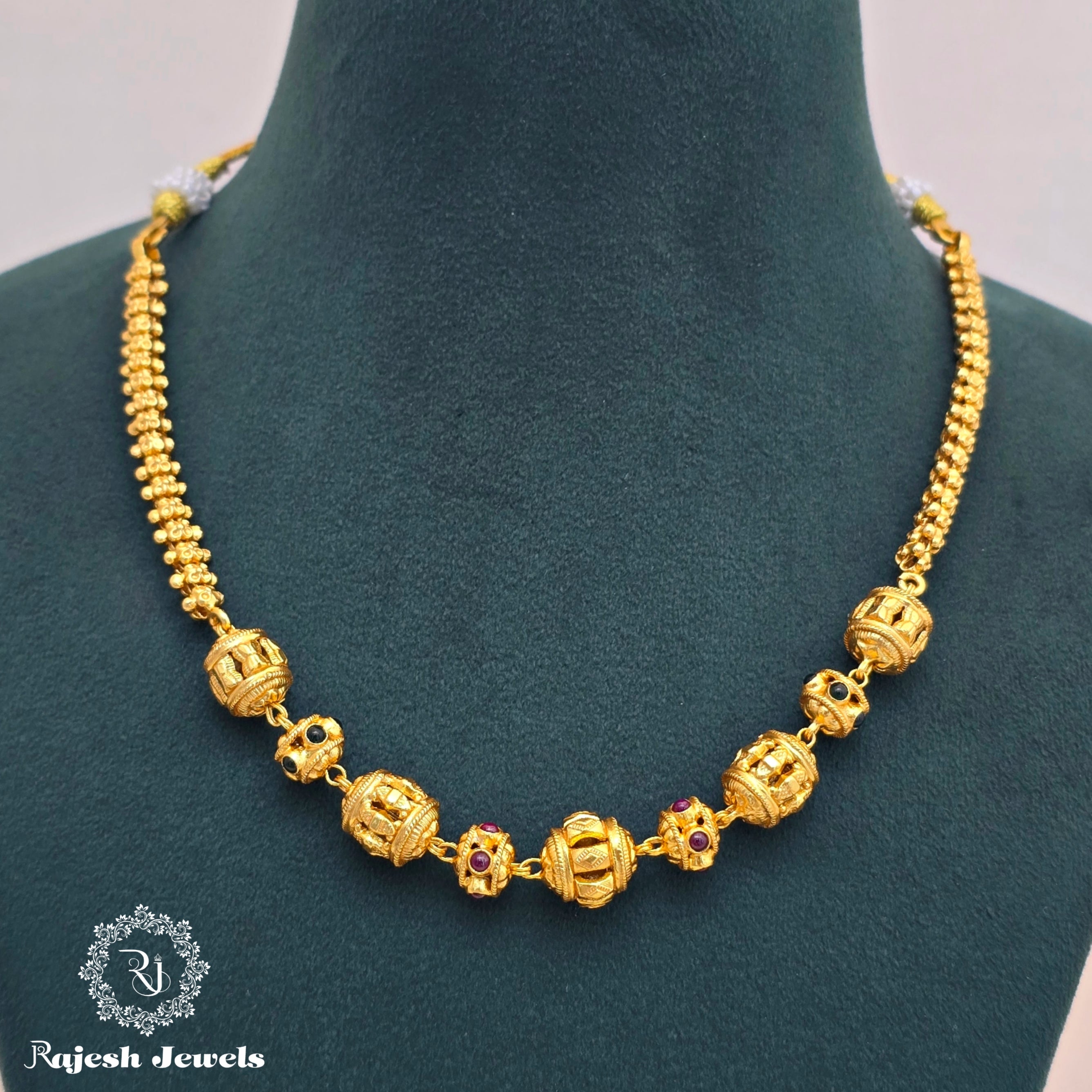 Beautiful Silver Gold Plated Neckpiece