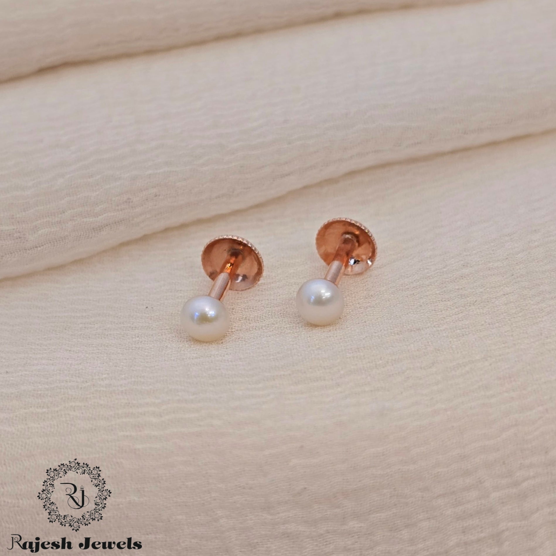 Blissful Rosegold Silver Stud Earrings