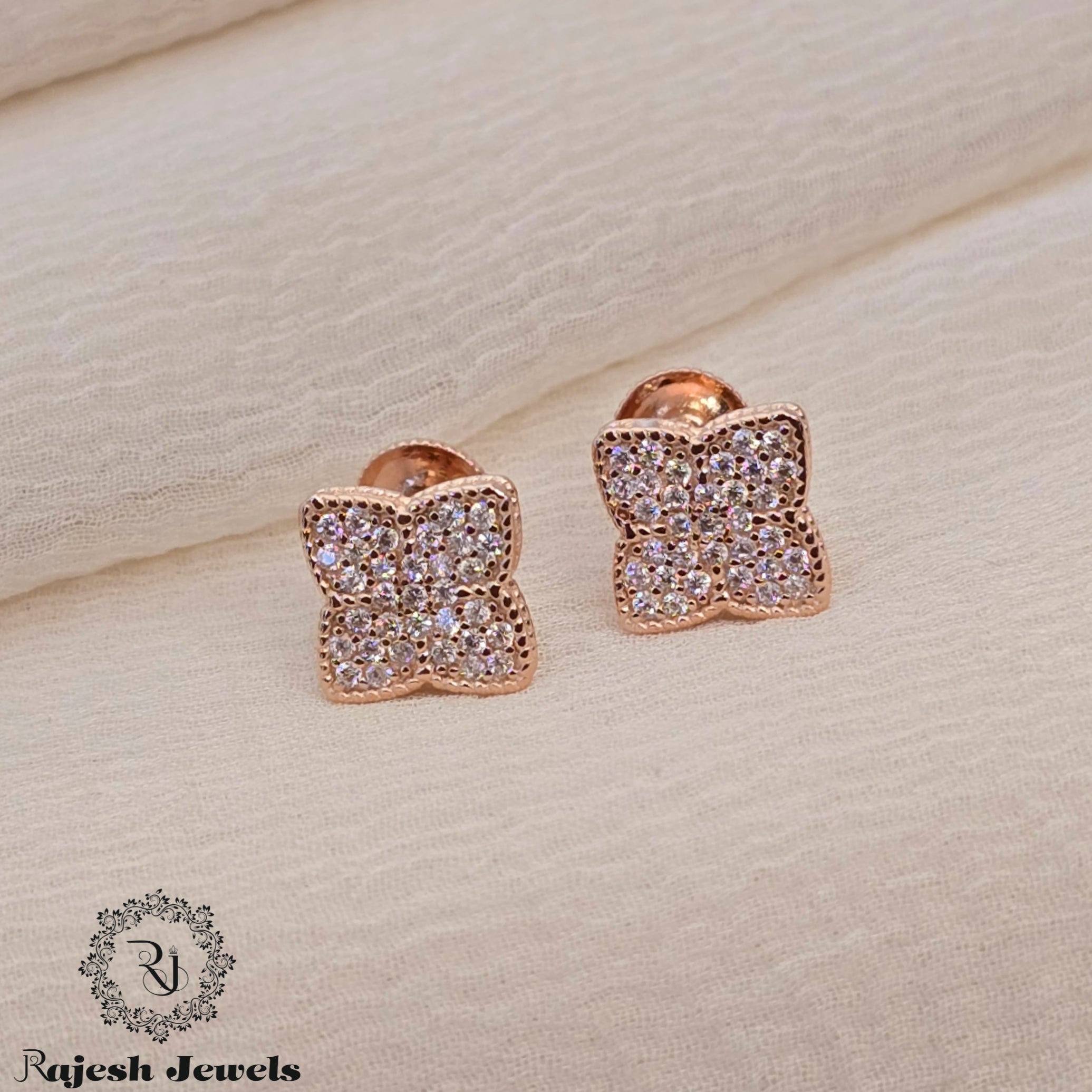 Charming Cz Rosegold Silver Stud Earrings