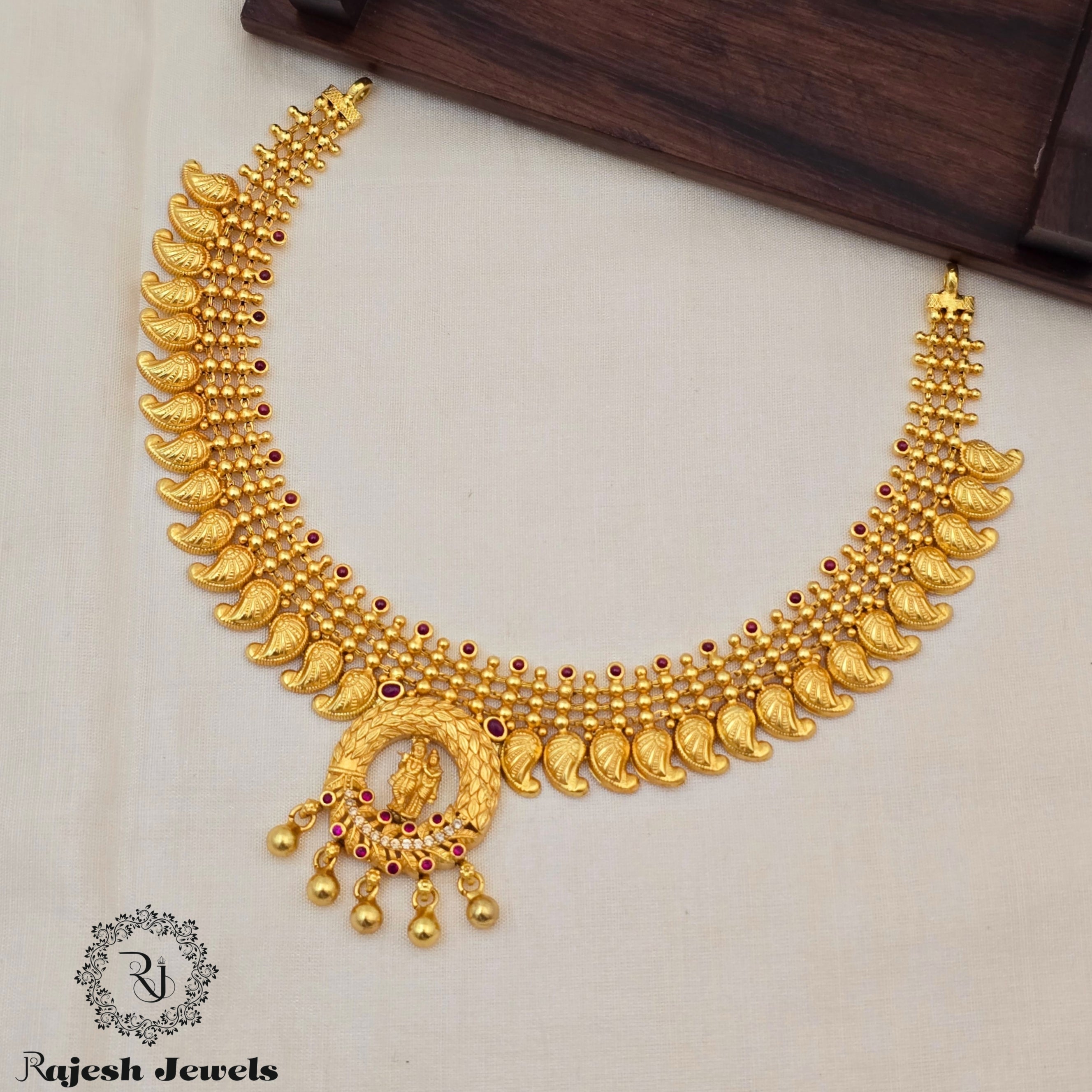 Glorified Radhakrishna Nakshi Gold Plated Neckpiece