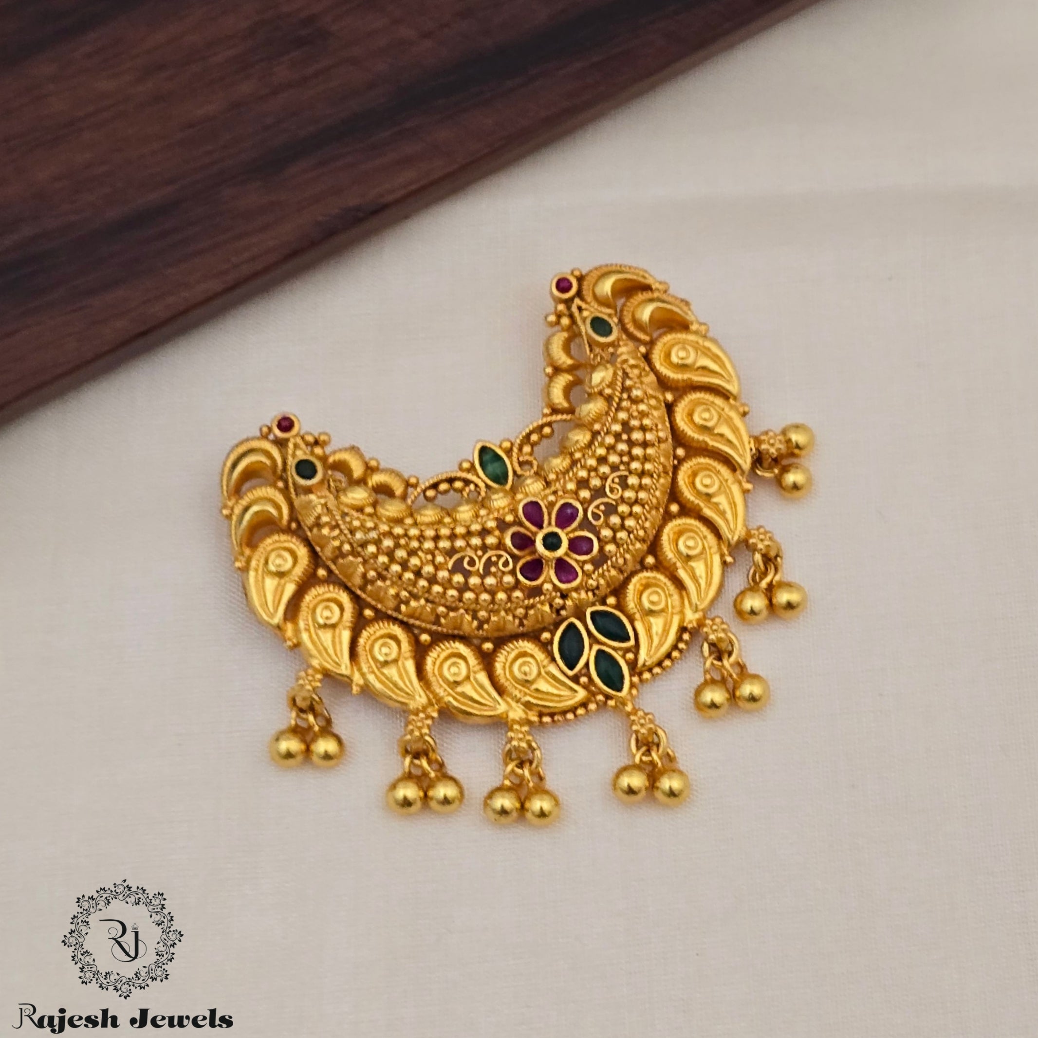 Wonderful Croogi Gold Plated Pendant