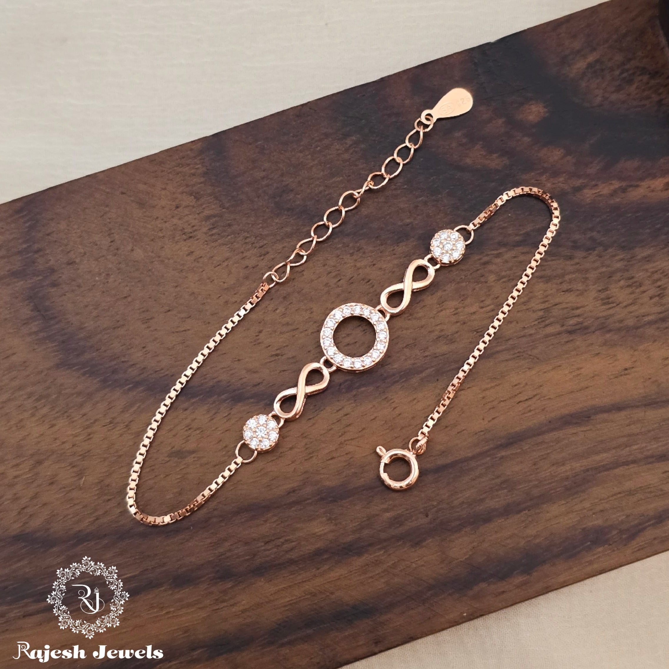 Wonderful Round Infinity Rosegold Bracelet
