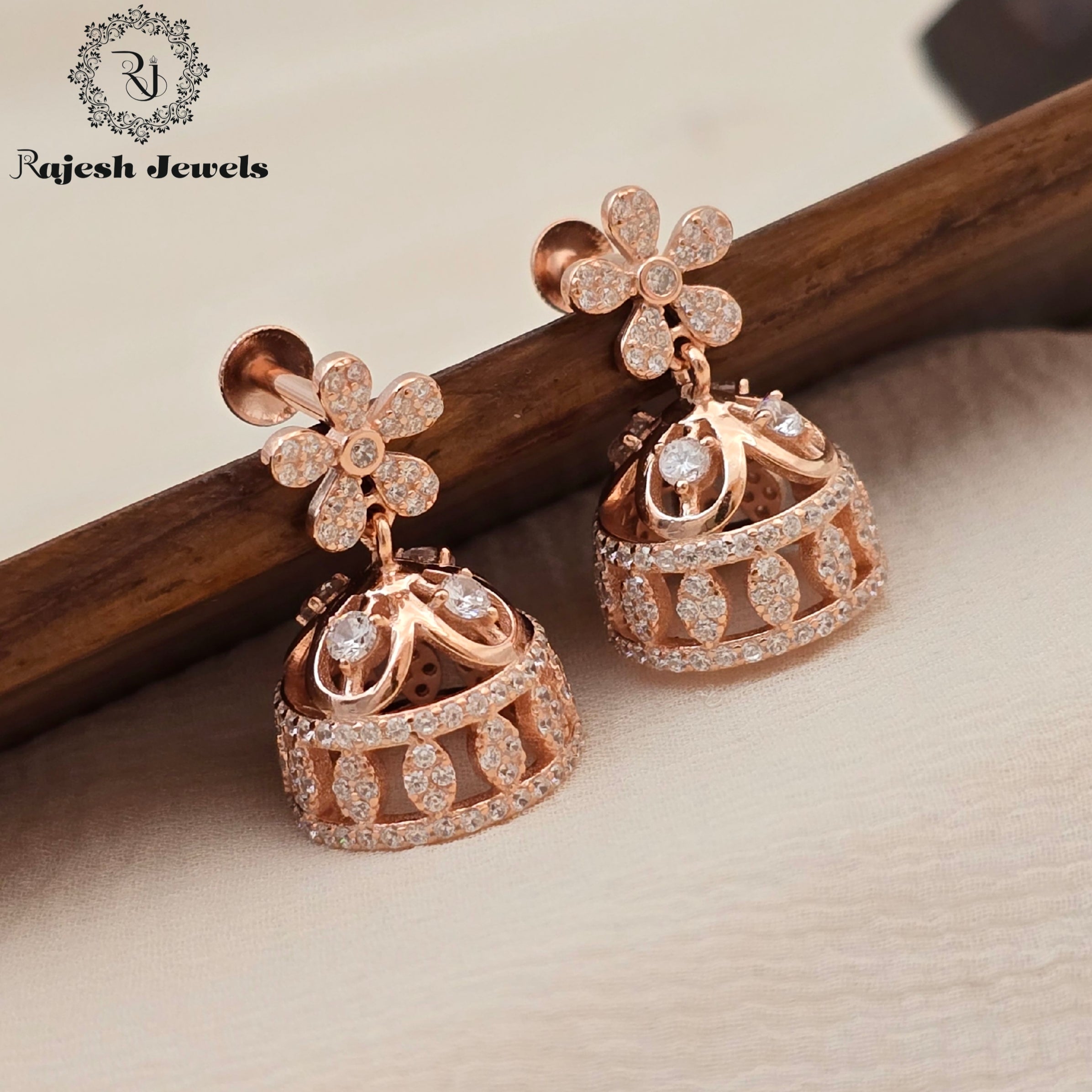Glorious Cz South Screw Jumka Earrings
