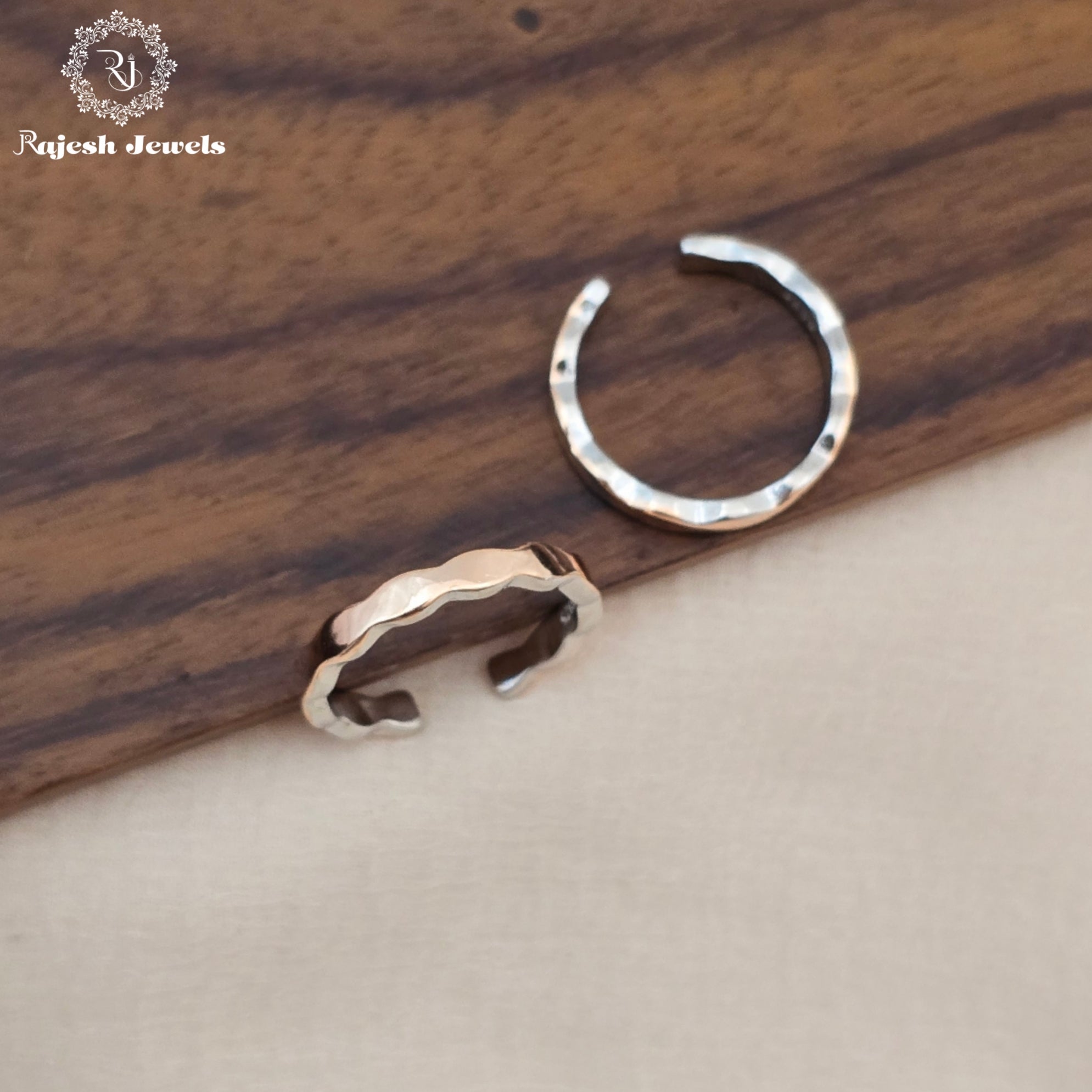 Simple Plain Dual Tone Toering