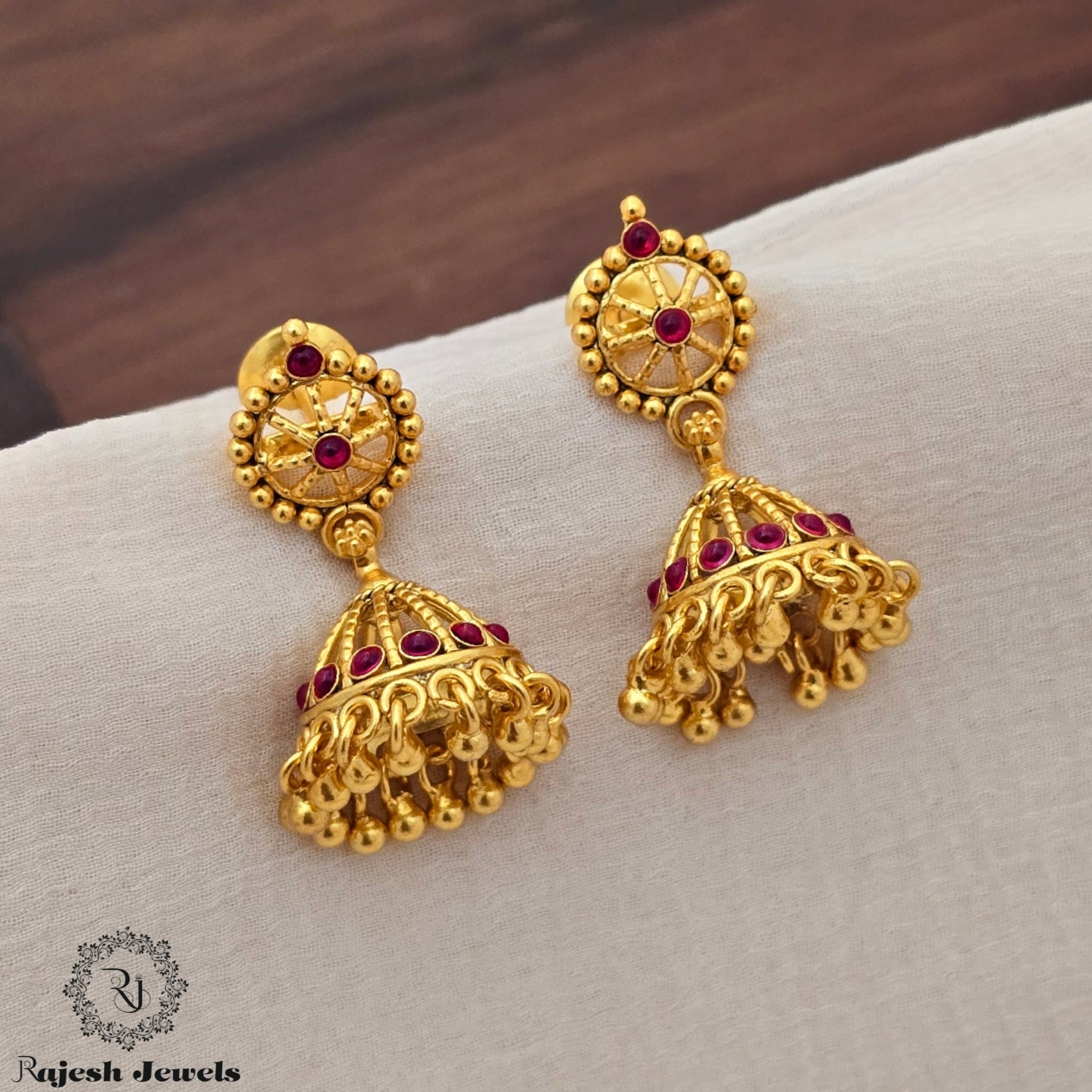 Glorious Kemp Gold Plated Jumka