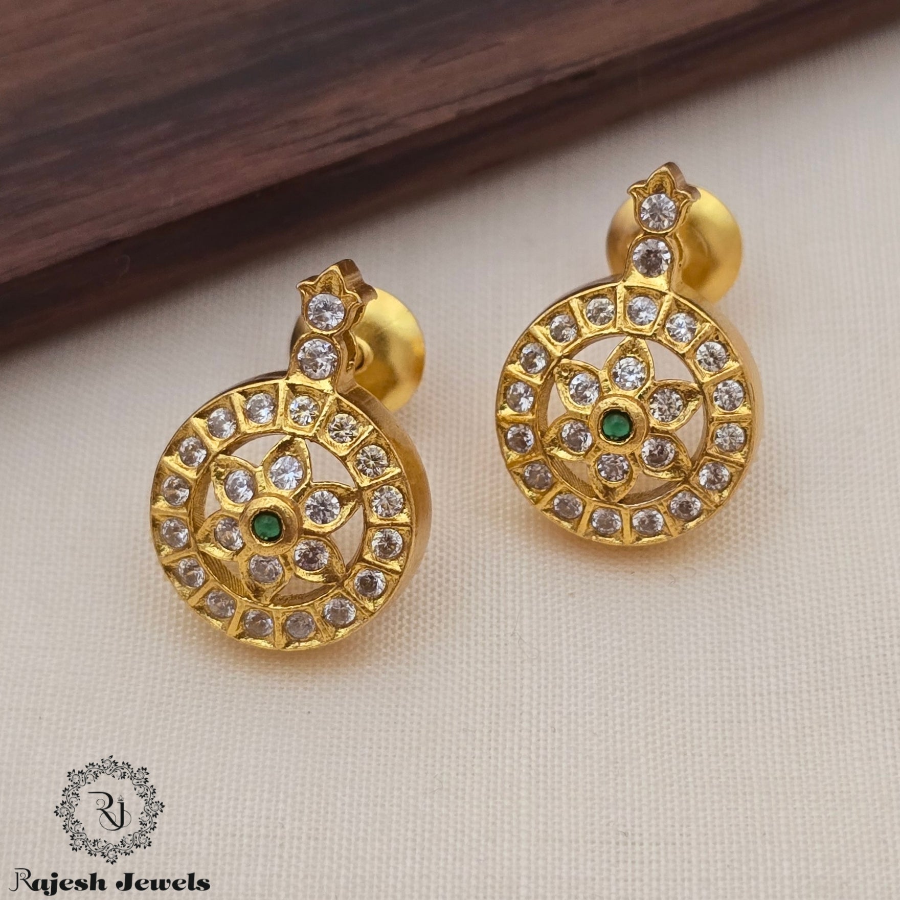 Wonderful Cz Stud Earrings