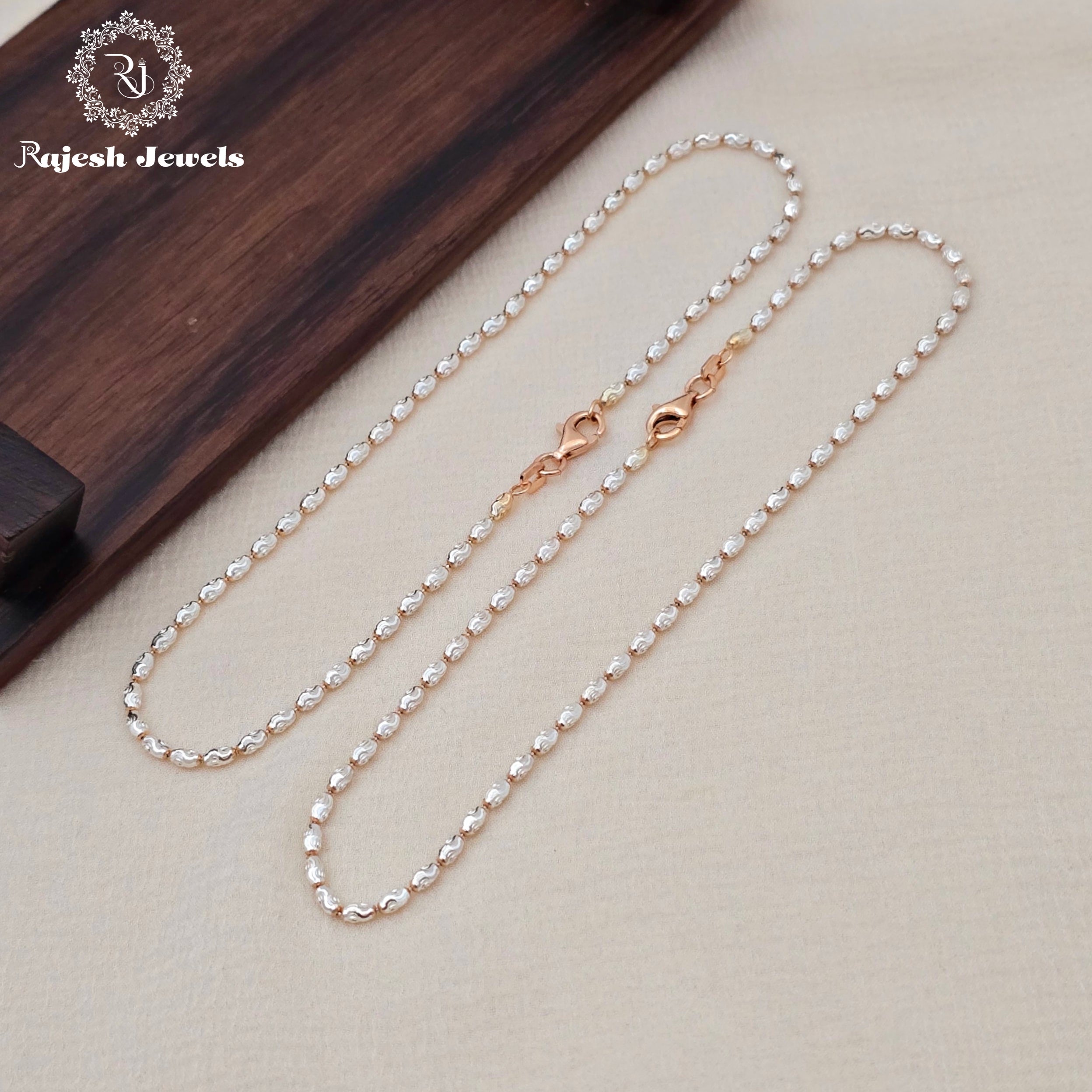 Graceful Dual Tone Sleek Anklet For Dailywear