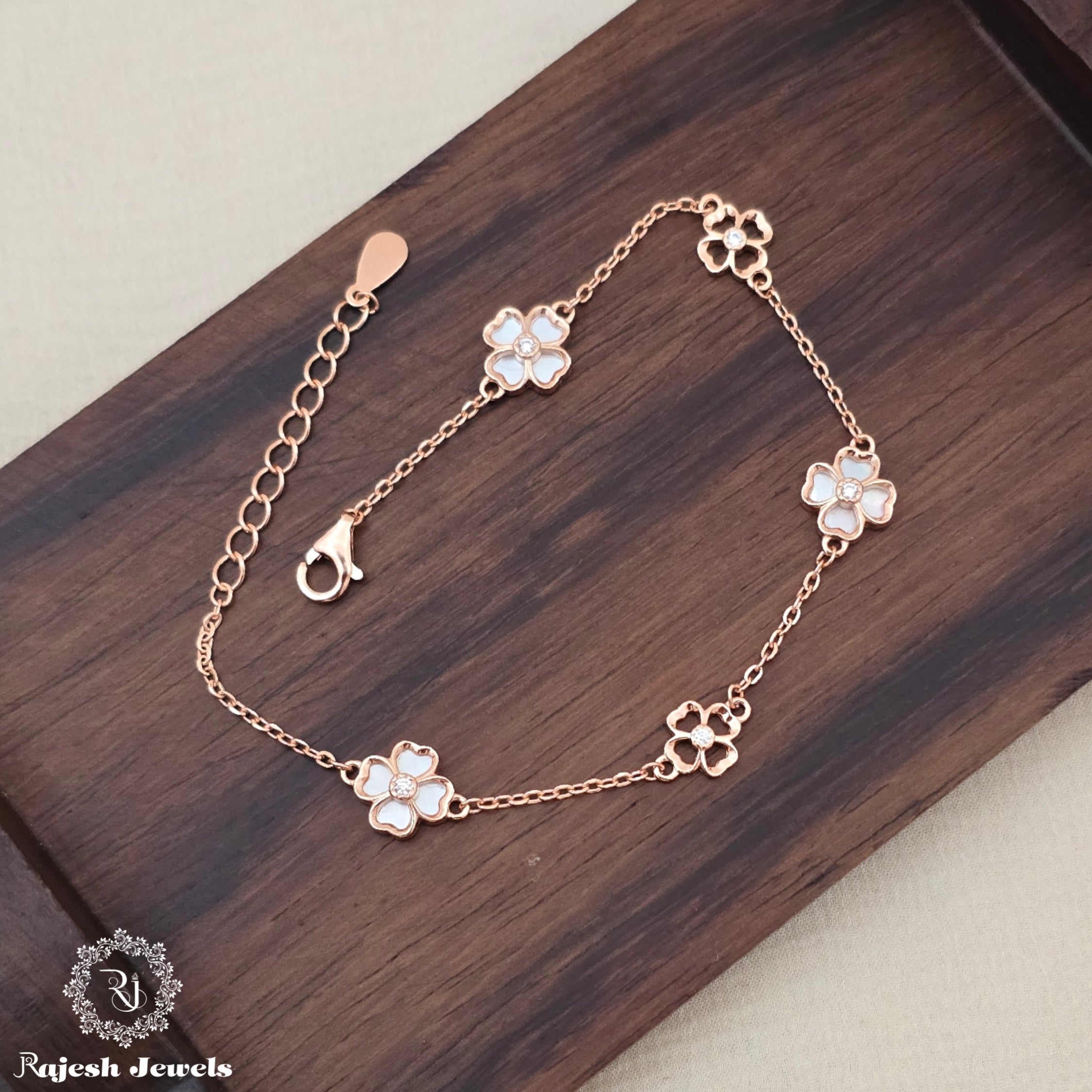 Elegant Flowered Rosegold Polish Bracelet