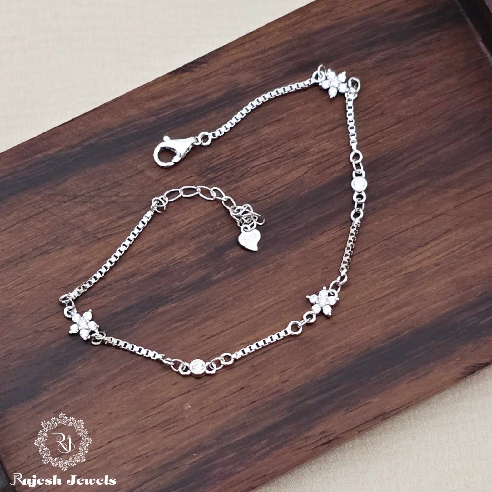Fanciable Cz Rhodium Finish Ladies Bracelet