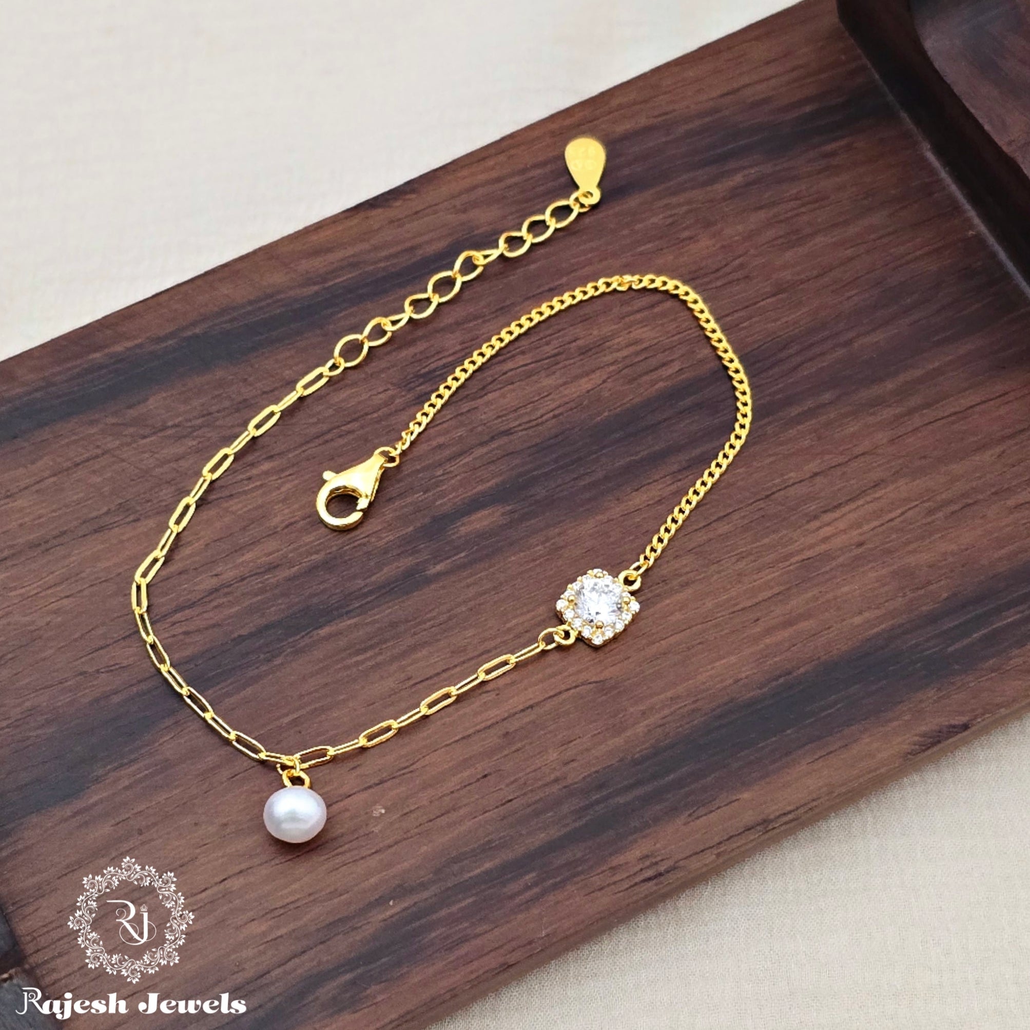 Exquisite Cz Gold Polish Ladies Bracelet