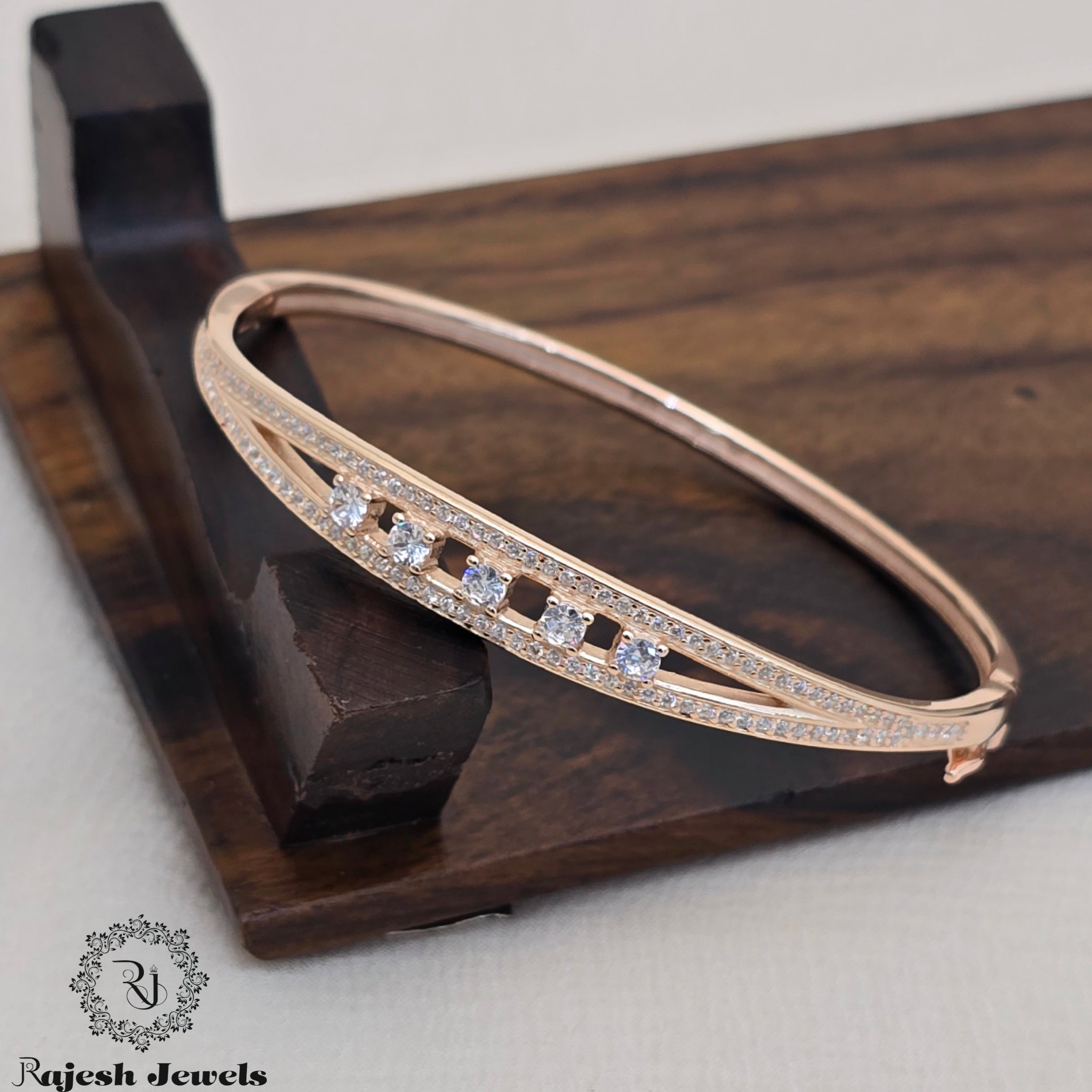 Exquisite Cz Rosegold Hand Kada