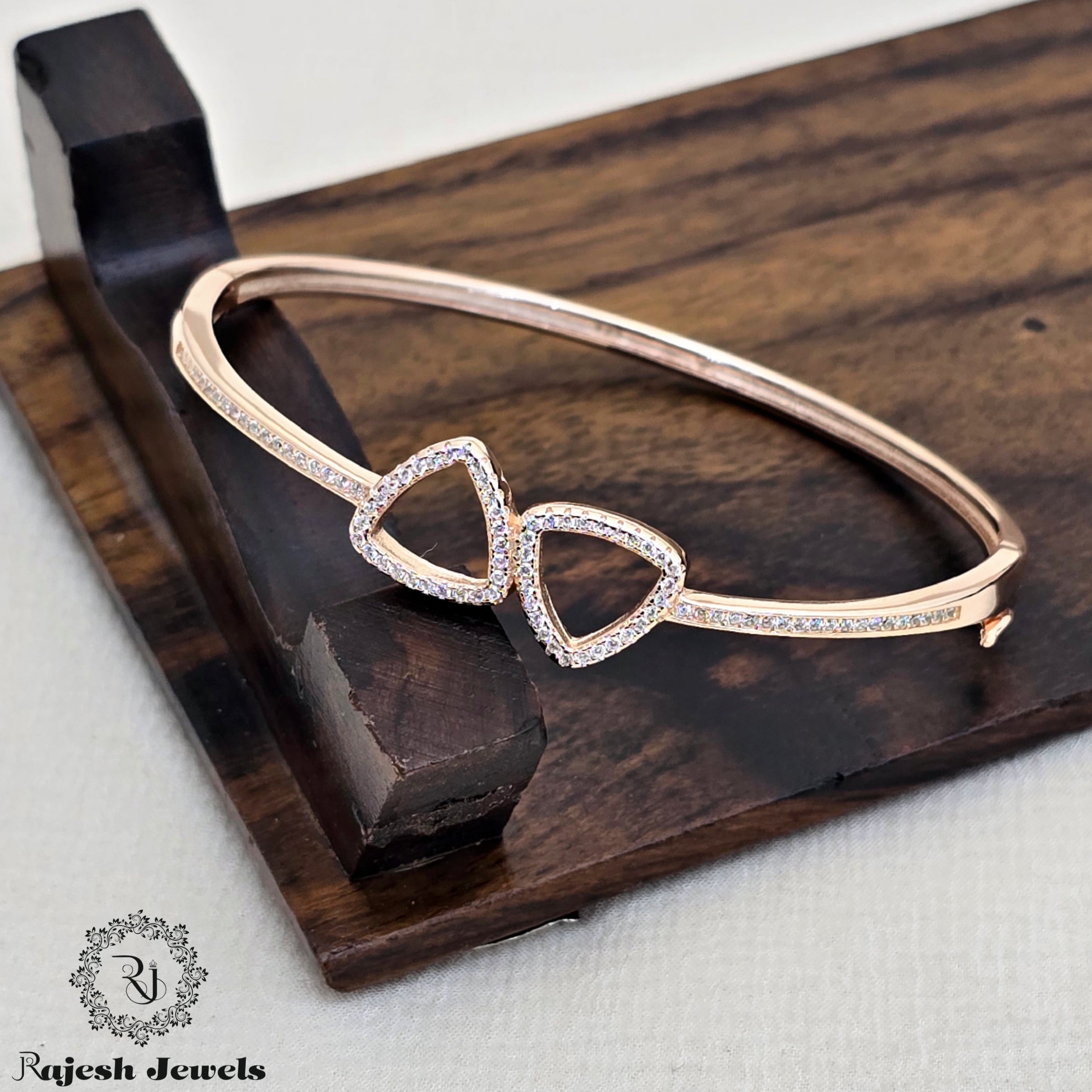 Classy Triangular Shaped Cz Hand Kada