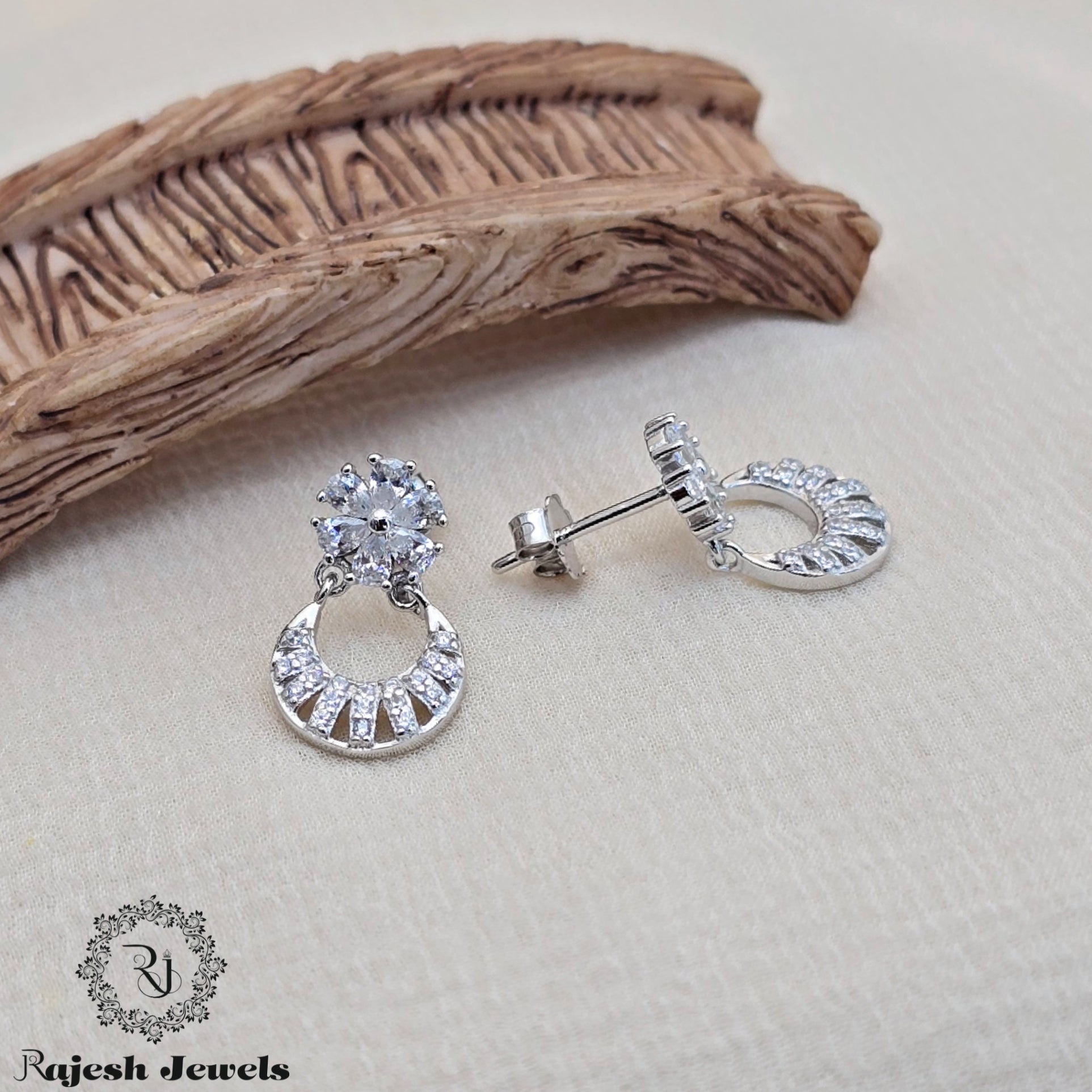 Sparking Cz Minimalistic Chandbali Earrings