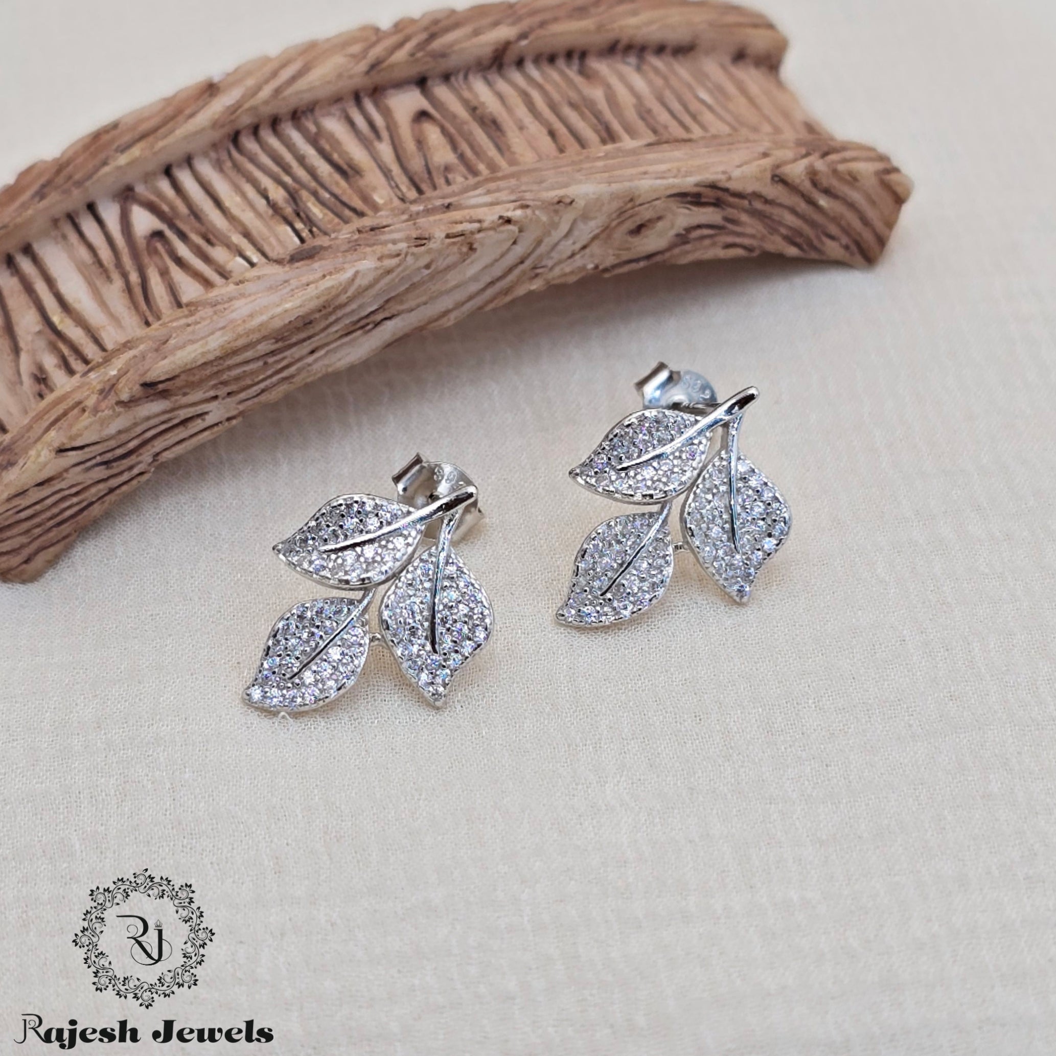 Stylish Leafy Cz Stud Earrings
