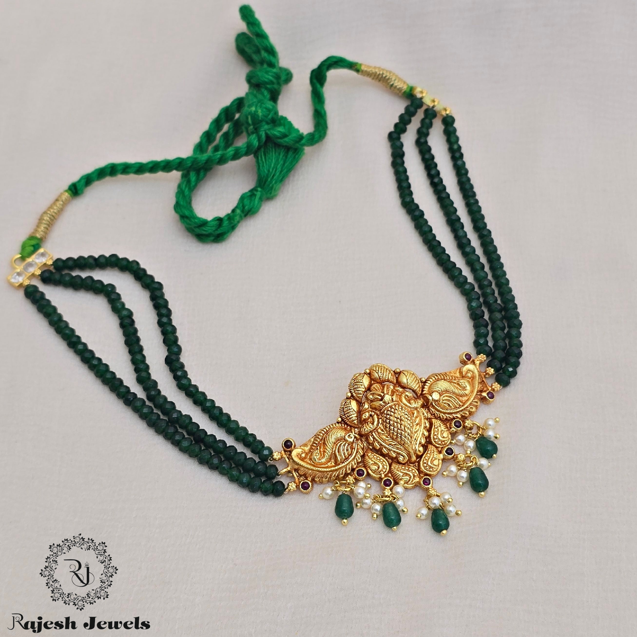 Traditional Green Beads Choker Neckpiece