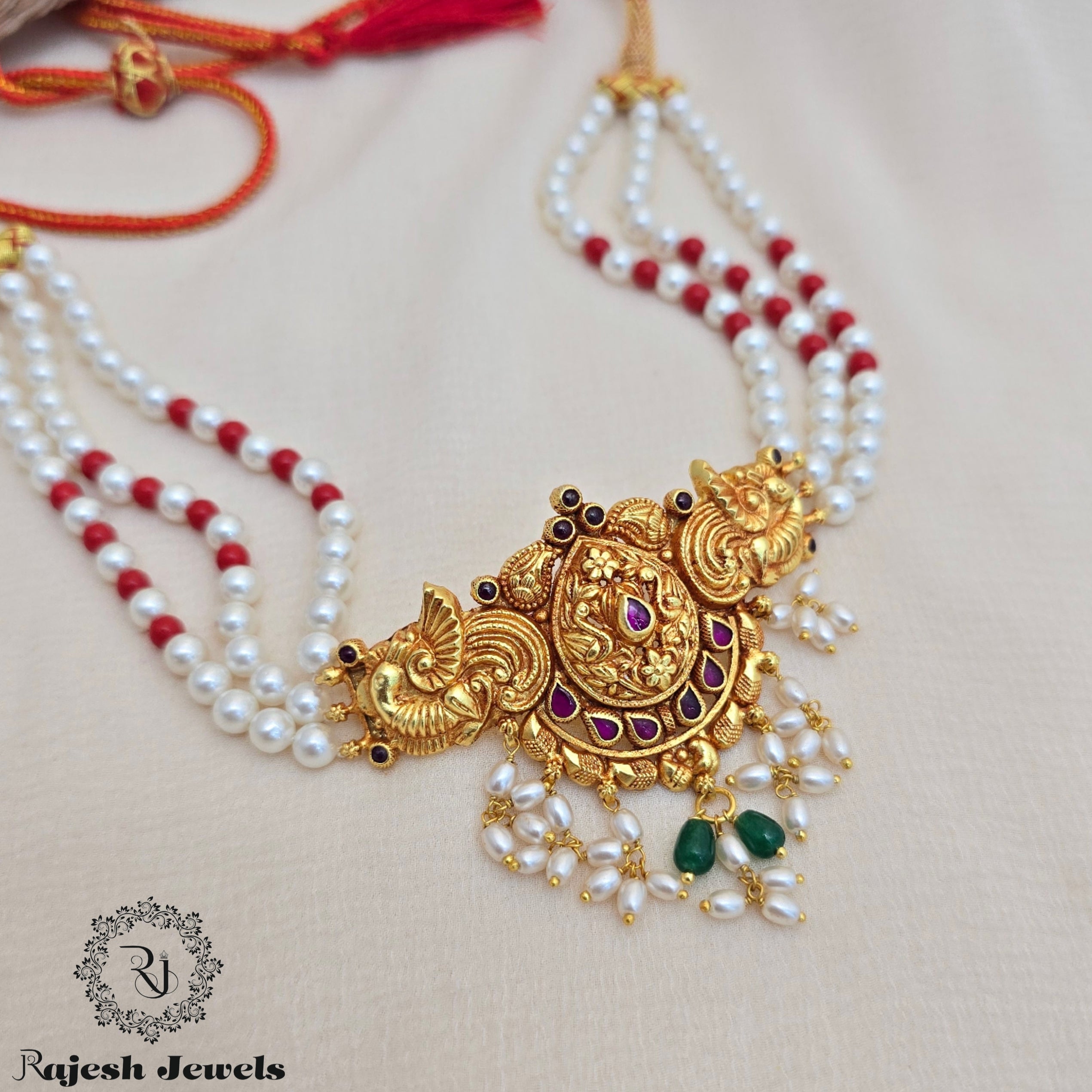 Beautiful Pearl & Coral Choker Neckpiece