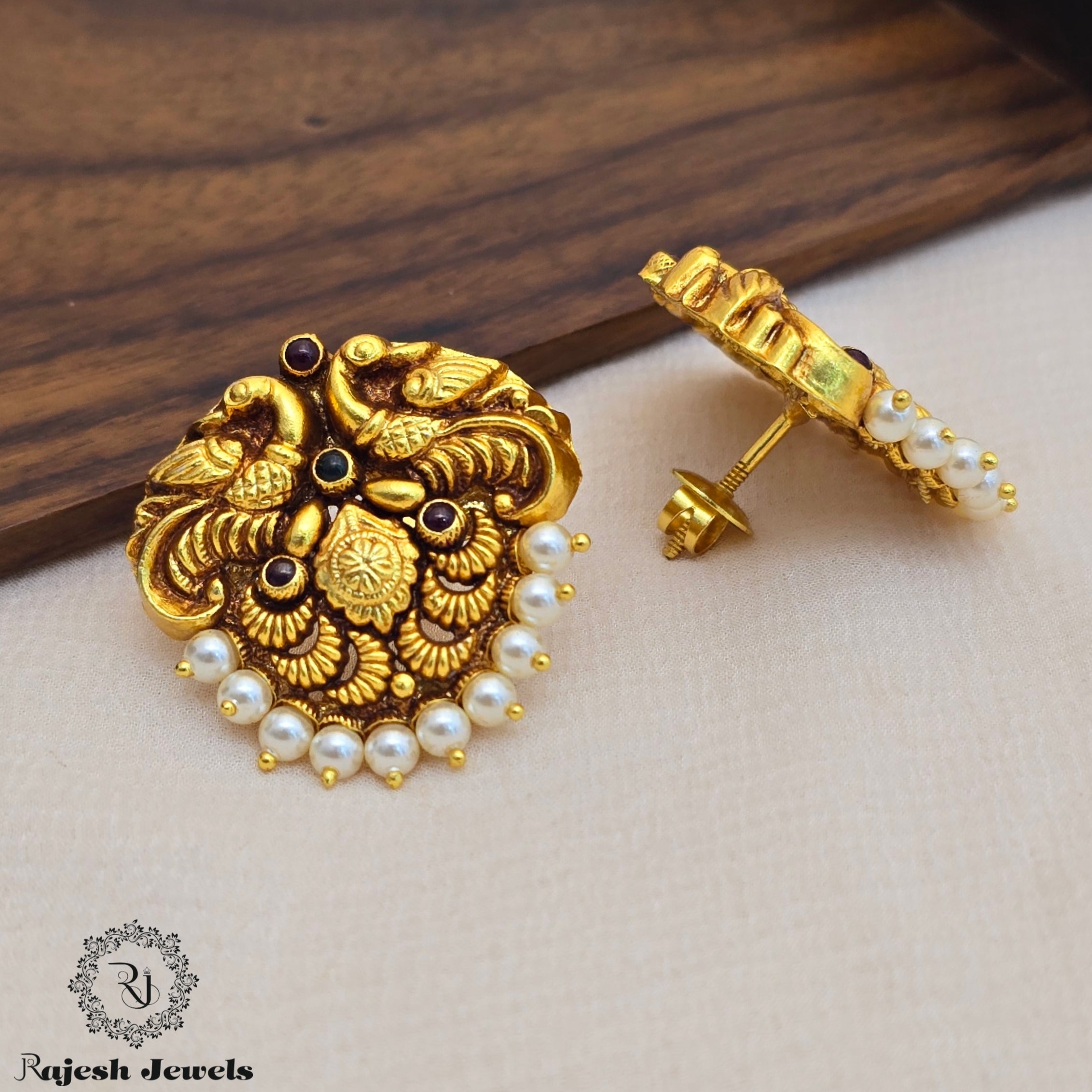 Beautiful Peacock Pearl Studs