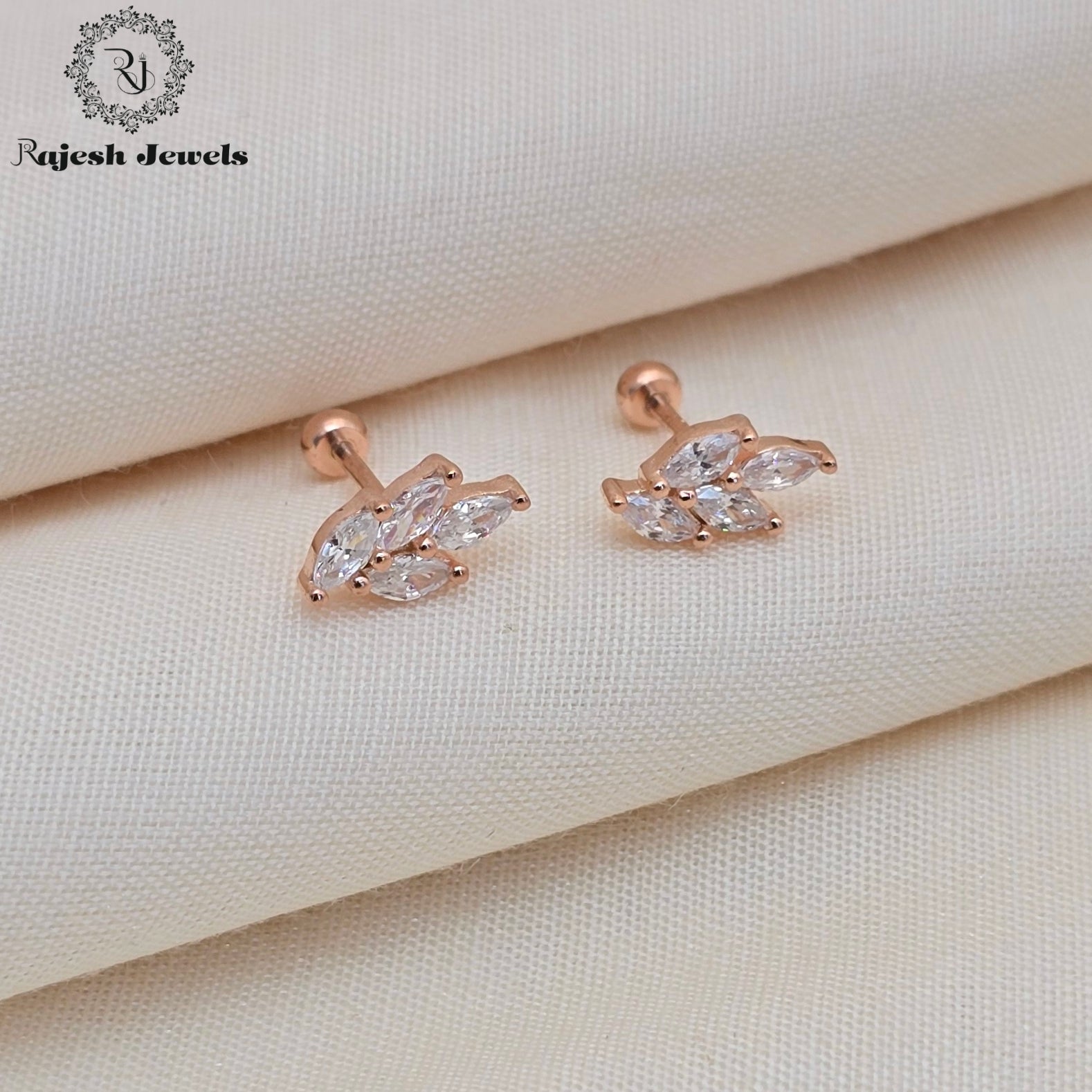 Graceful Leafy Cz Stud Earrings