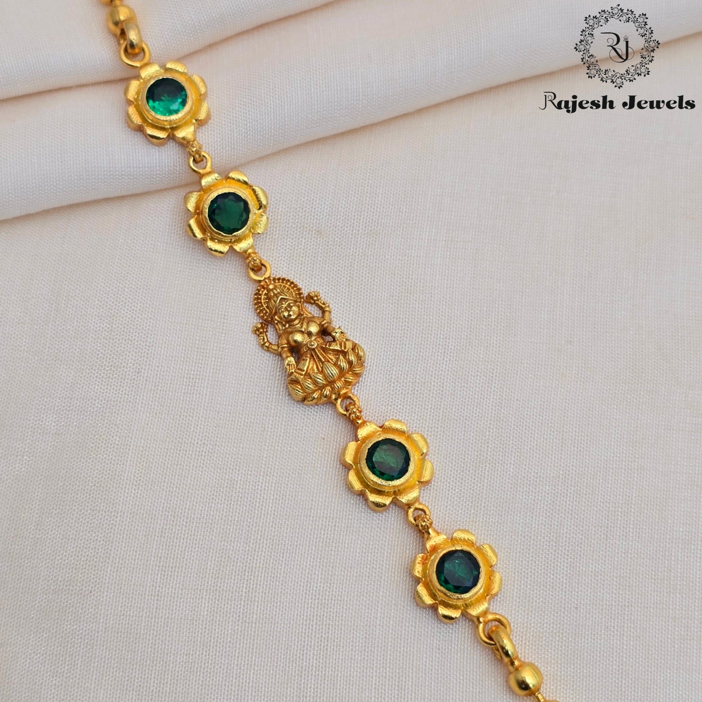 Pleasing Lakshmi Mop Long Chain