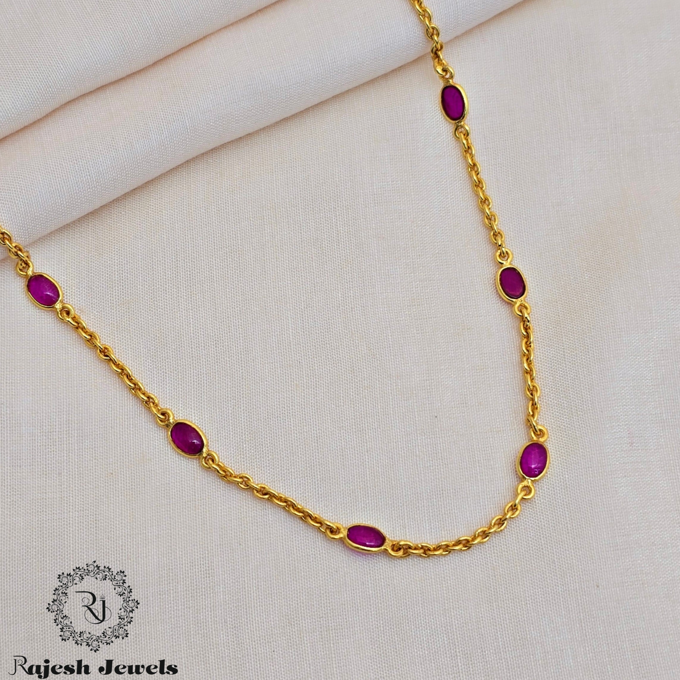 Sleek Bezal Studded Neckchain