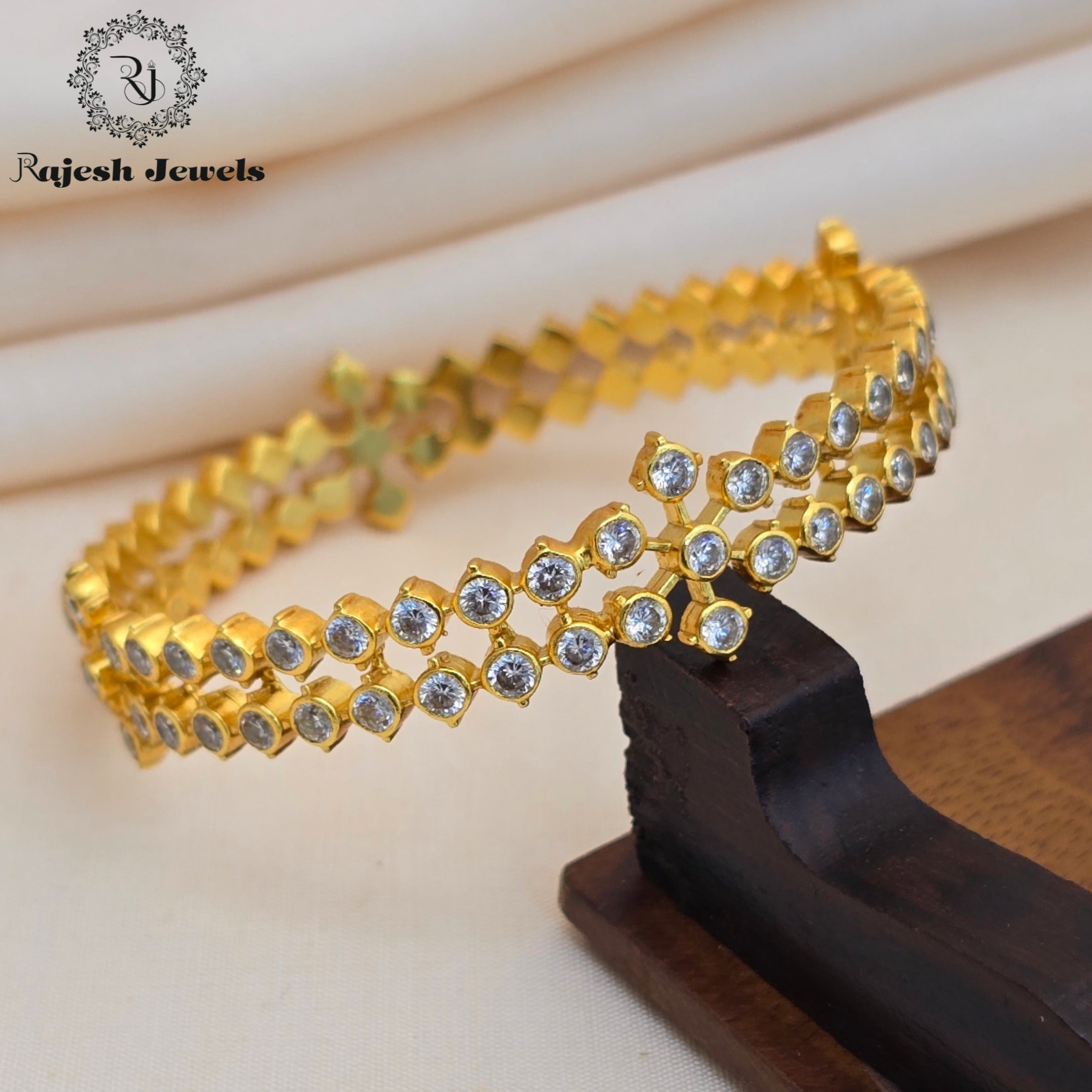 Dazzling Nakshatra Silver Gold Polished Bangle