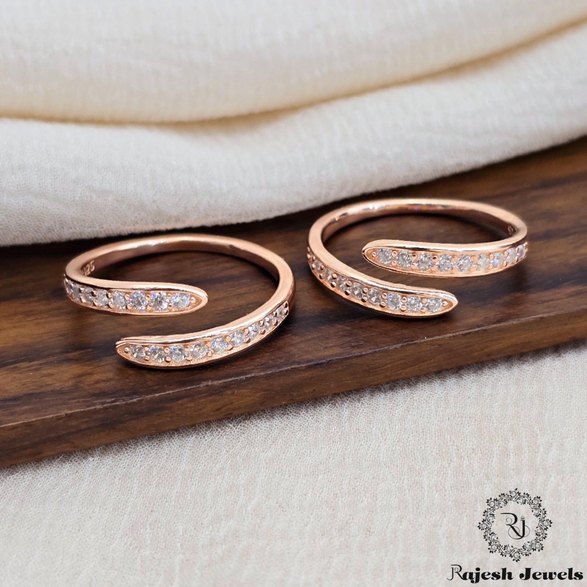 Flamboyant Cz Rosegold Silver Toerings