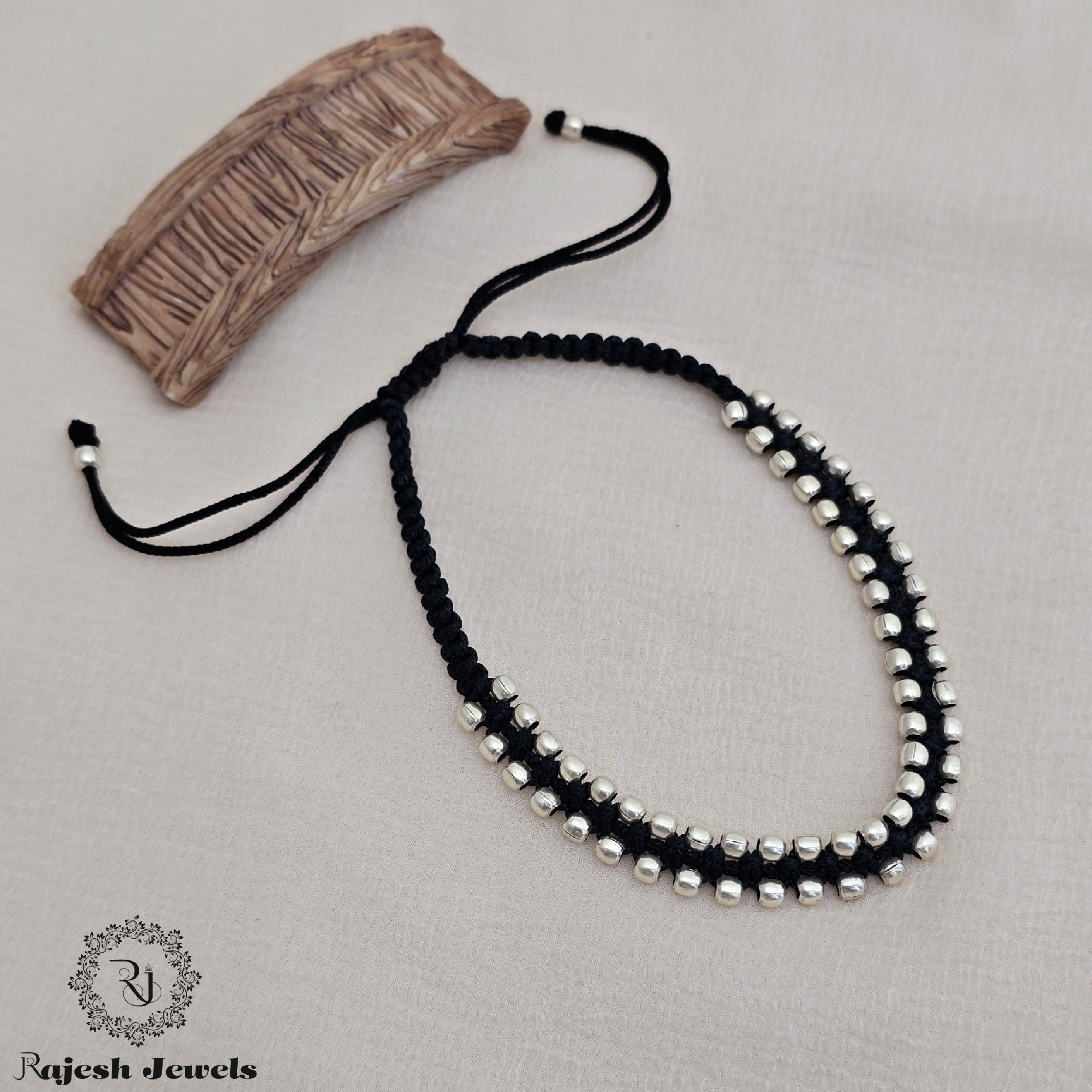 Mesmerizing Balled Nazariya Anklet