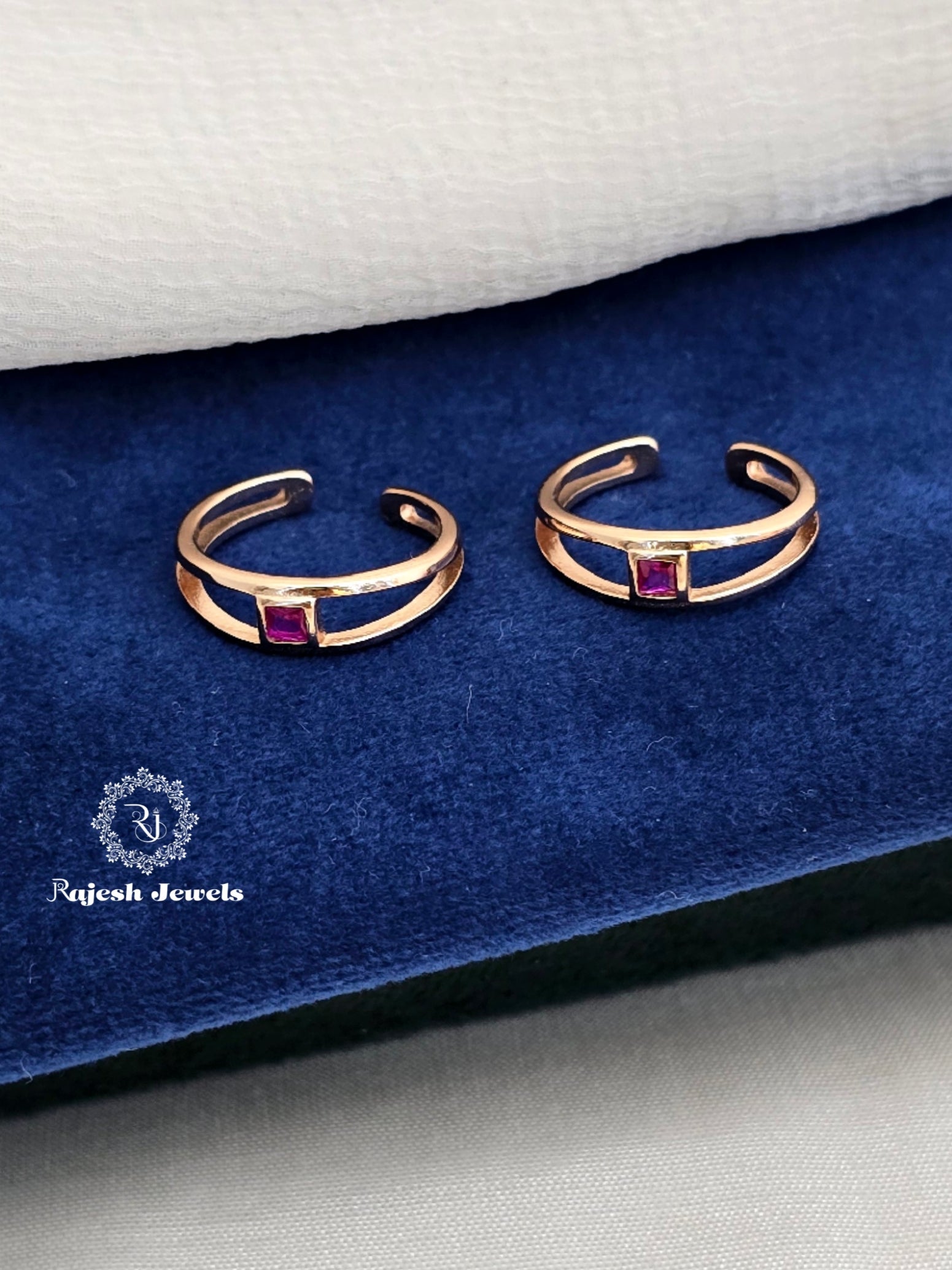 Superlative Rosegold Daily wear Toerings