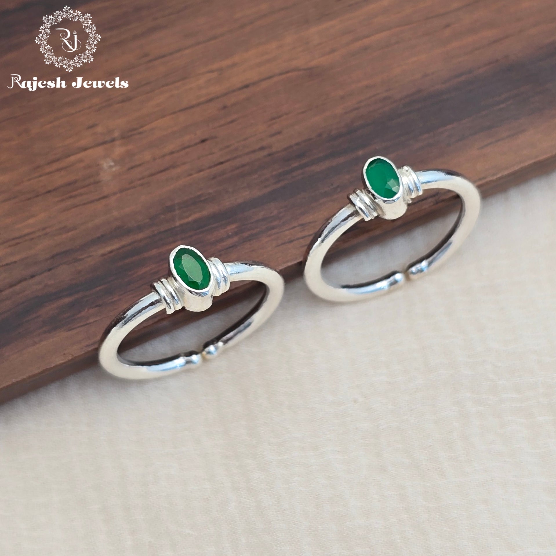 Appealing Silver Toerings