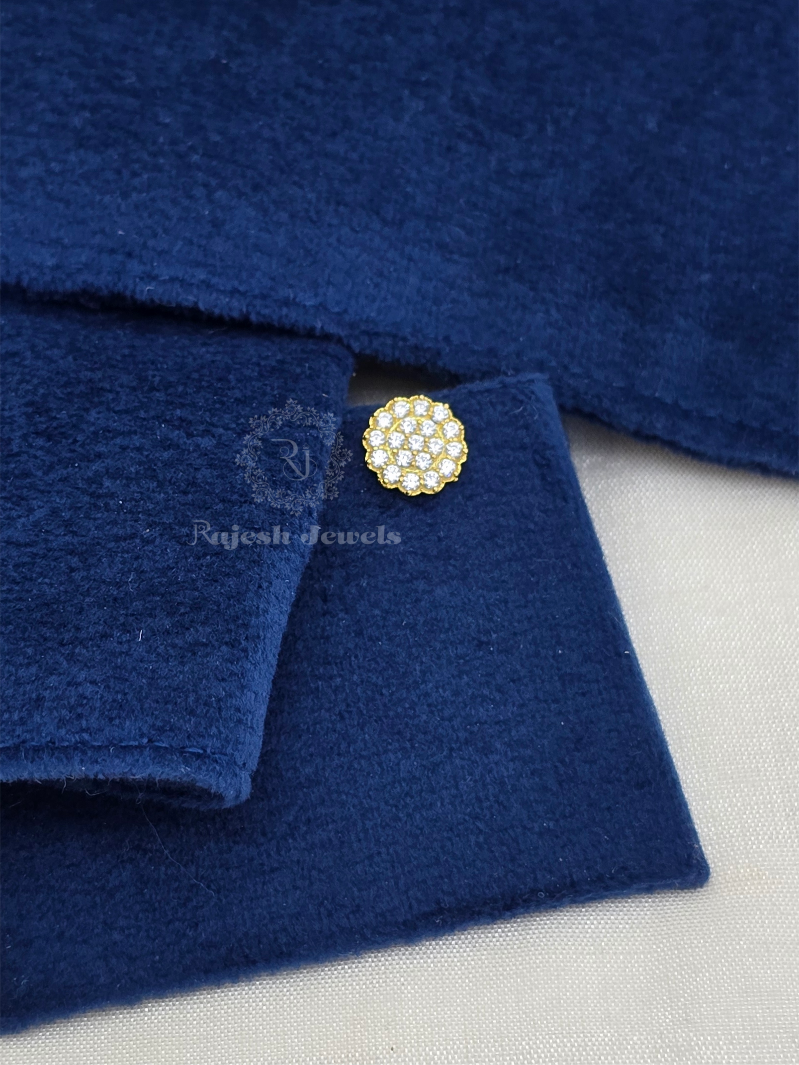 Superb Cz Silver Gold Polished Nose Pin