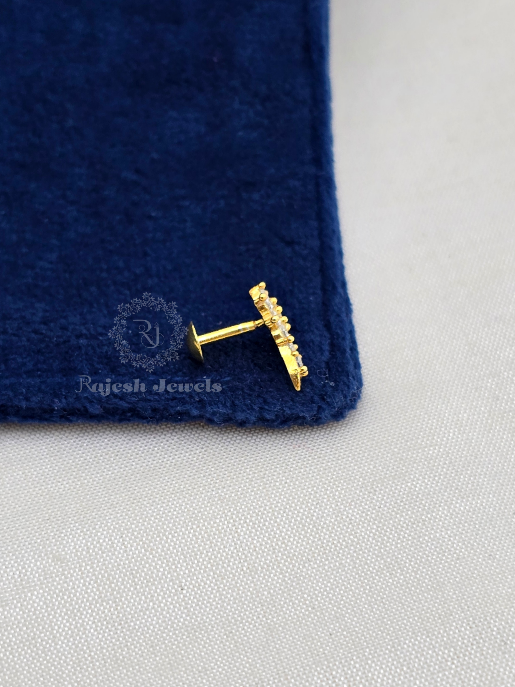 Pleasing Floral Silver Gold Polished Nose Pin