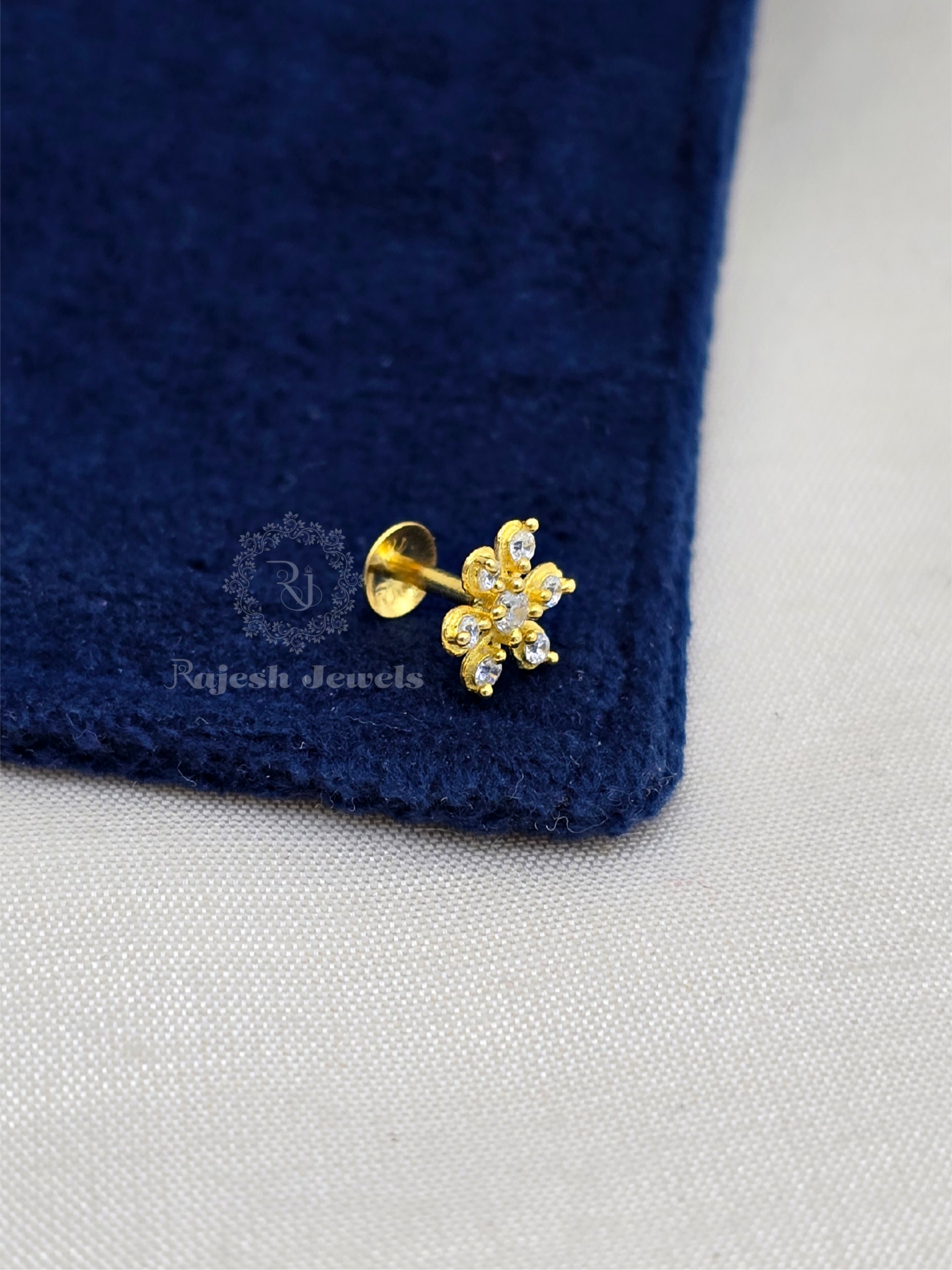 Nakshatra Minimalistic Cz Silver Gold Polished Nose Pin