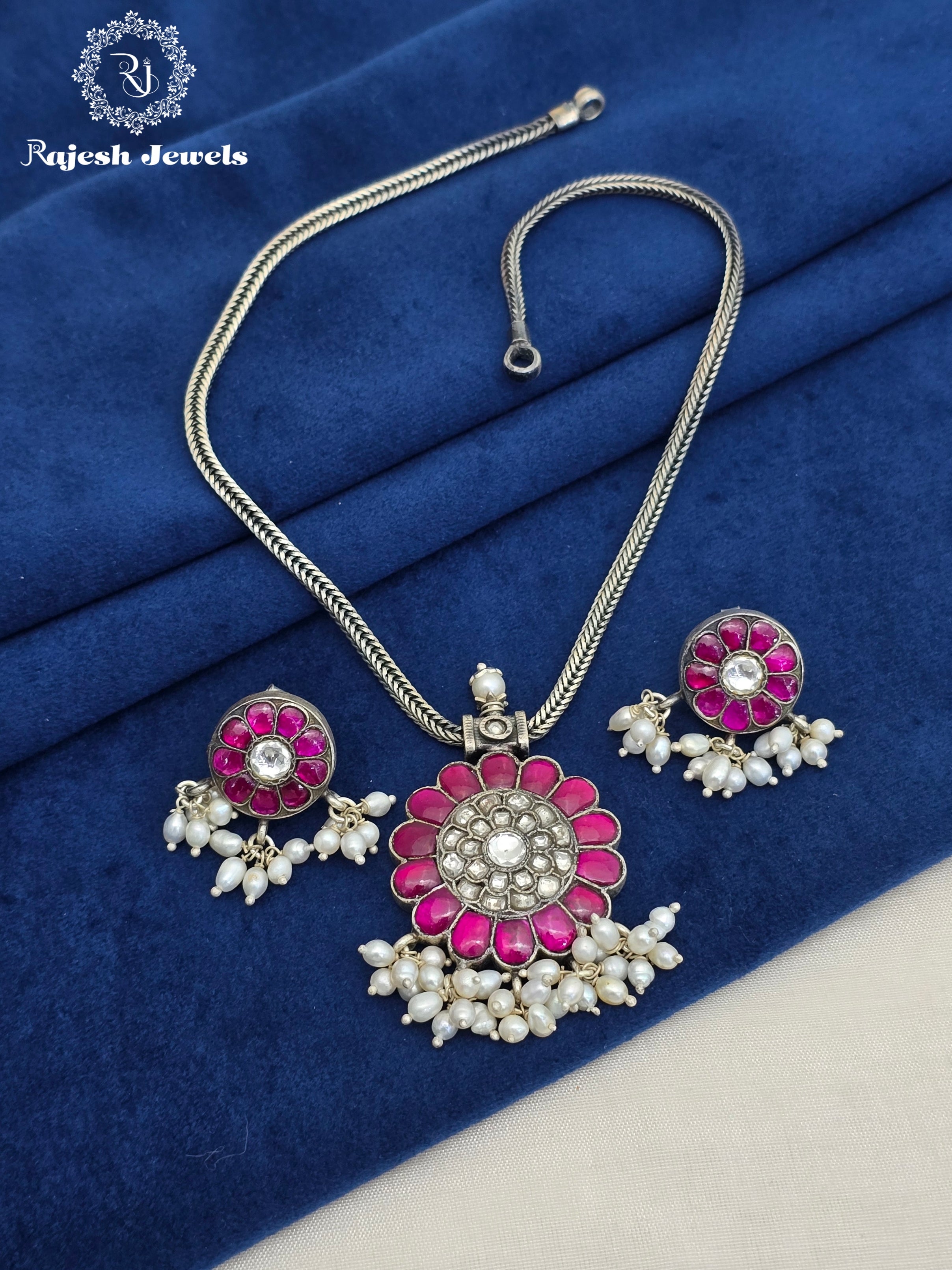 Vibrant Kundan Necklace