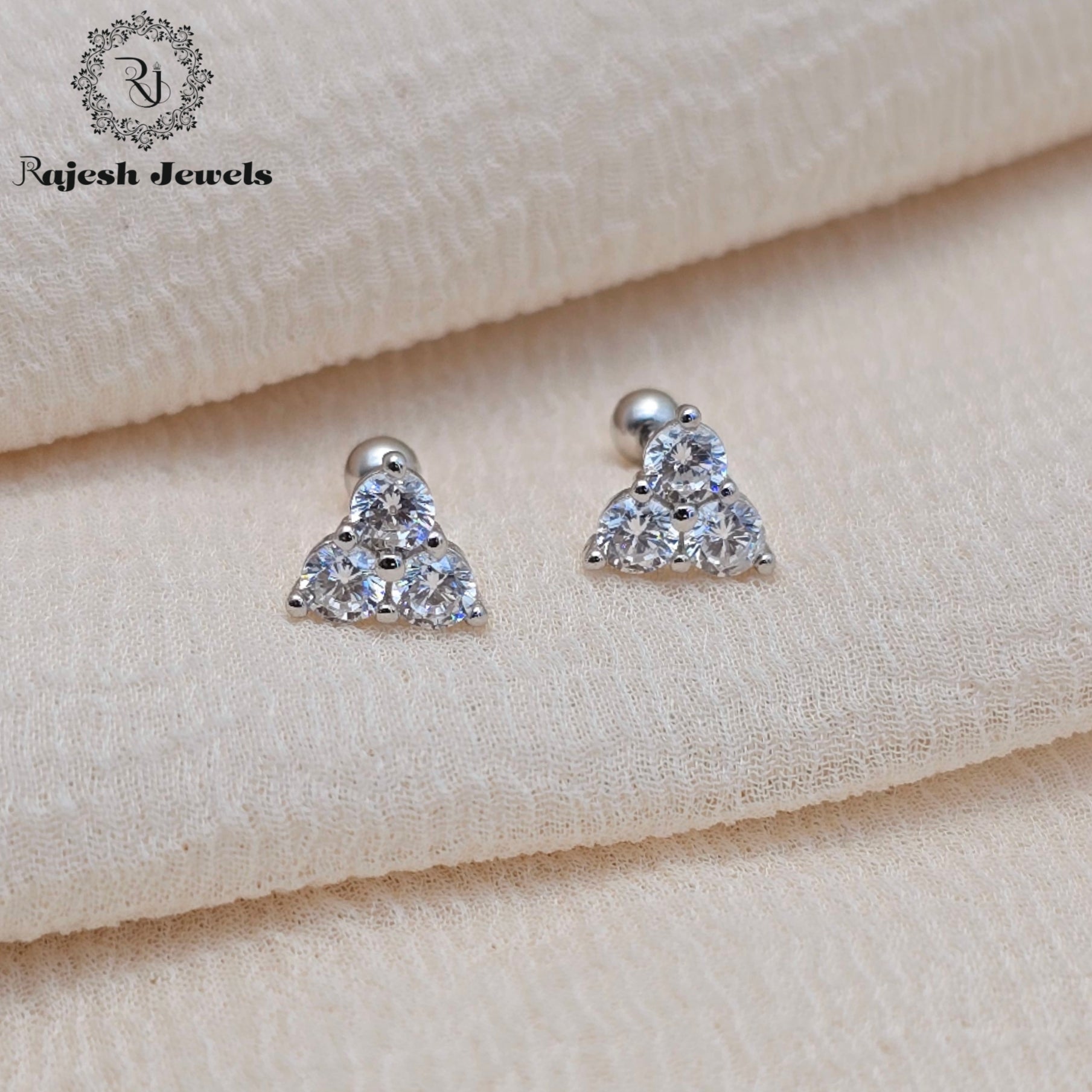 Mesmerizing Cz Minimalistic Earrings