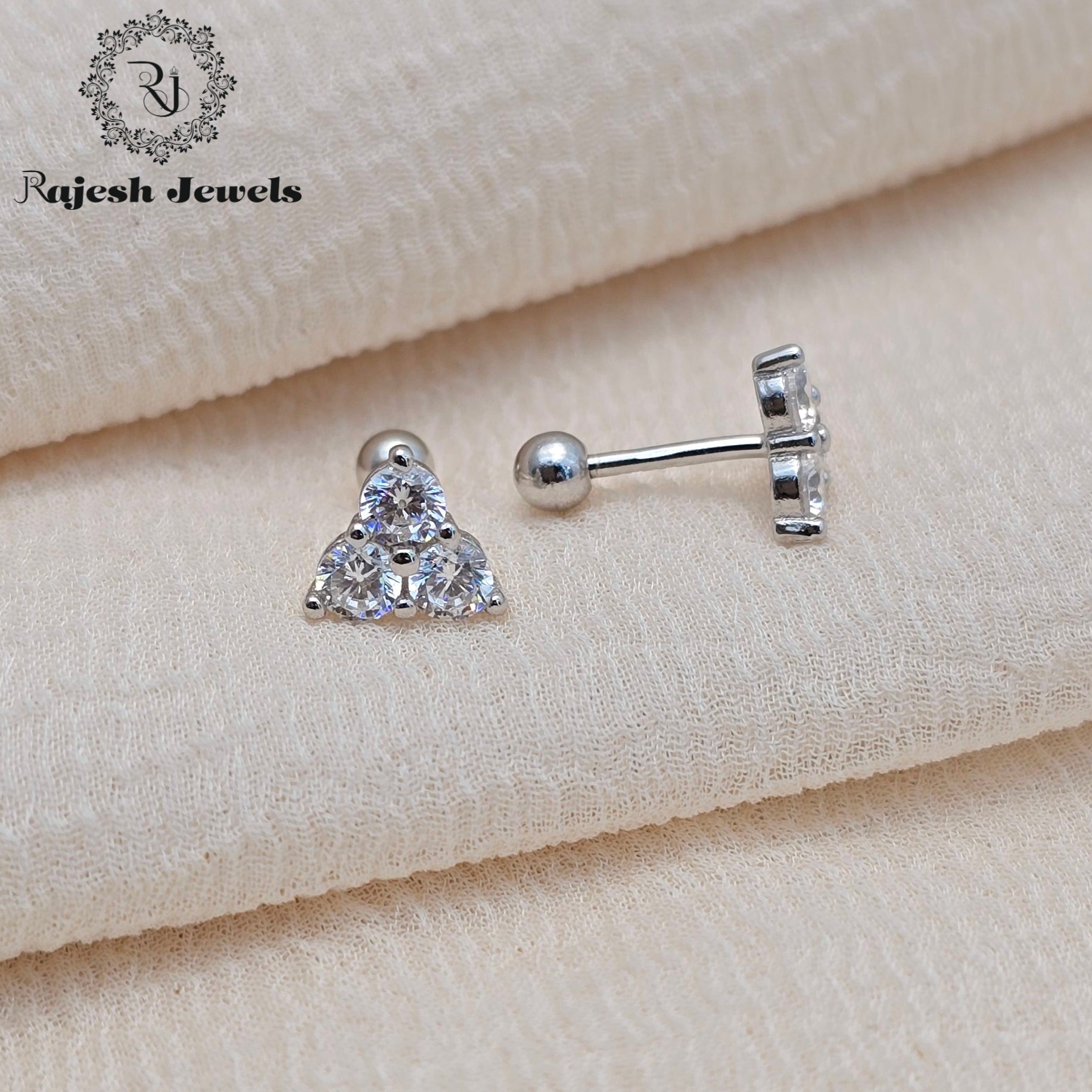 Mesmerizing Cz Minimalistic Earrings