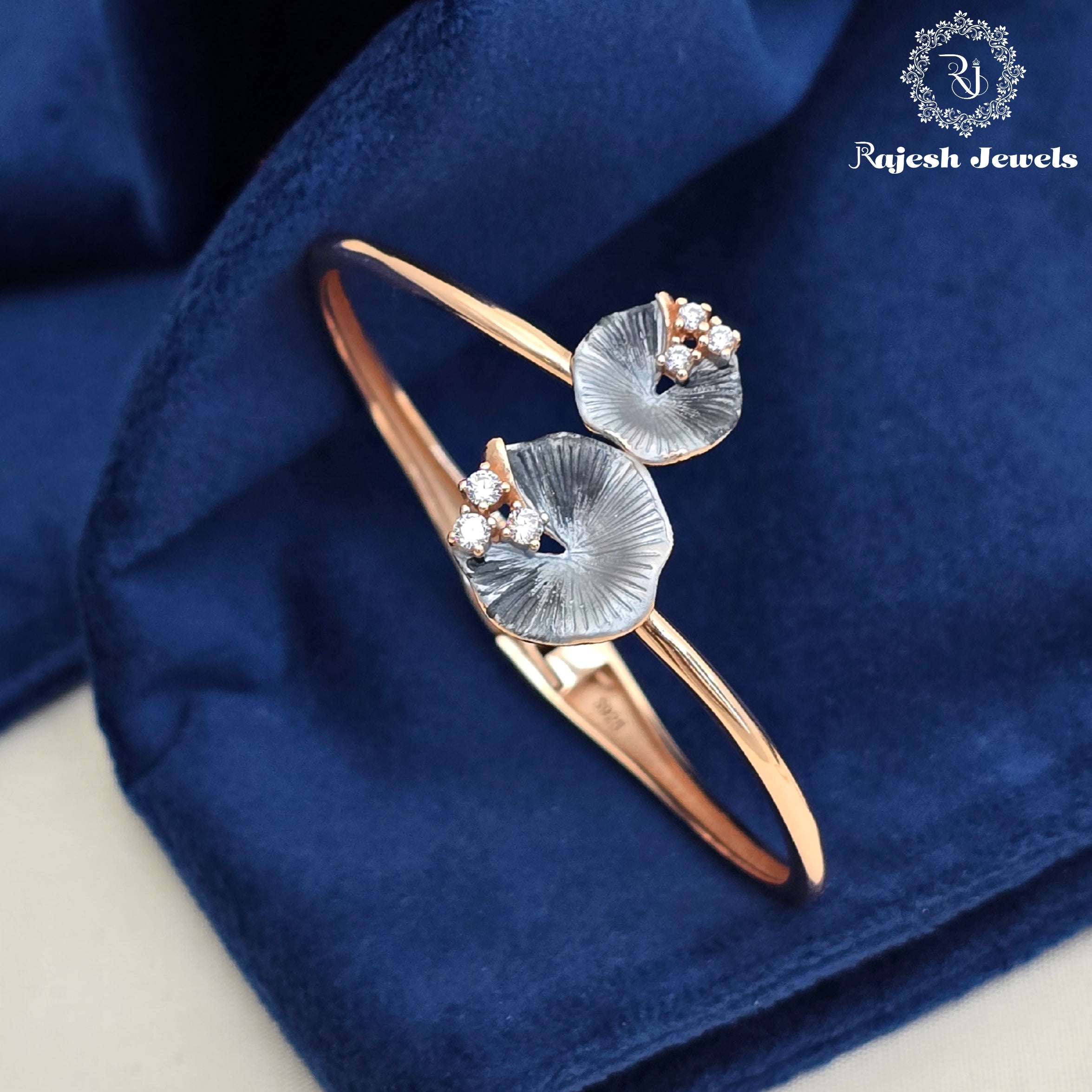 Mesmerizing Cz Rosegold Hand Kada