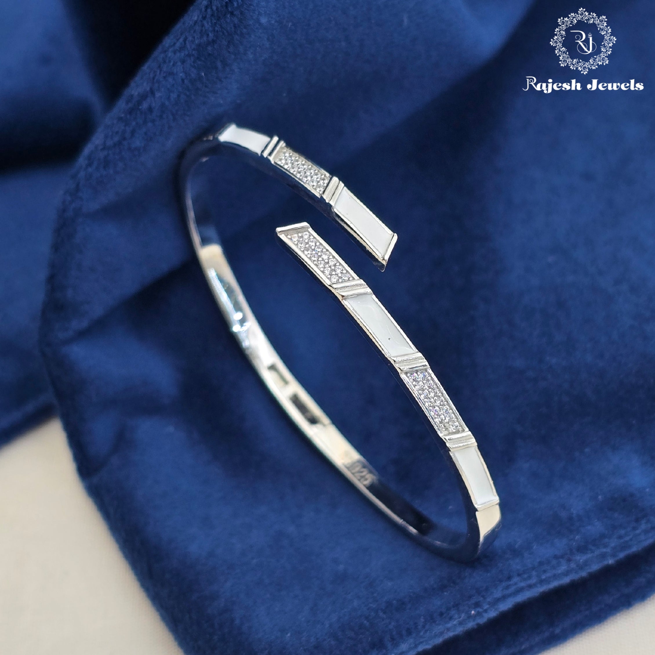 Stunning Cz Openable Hand Kada