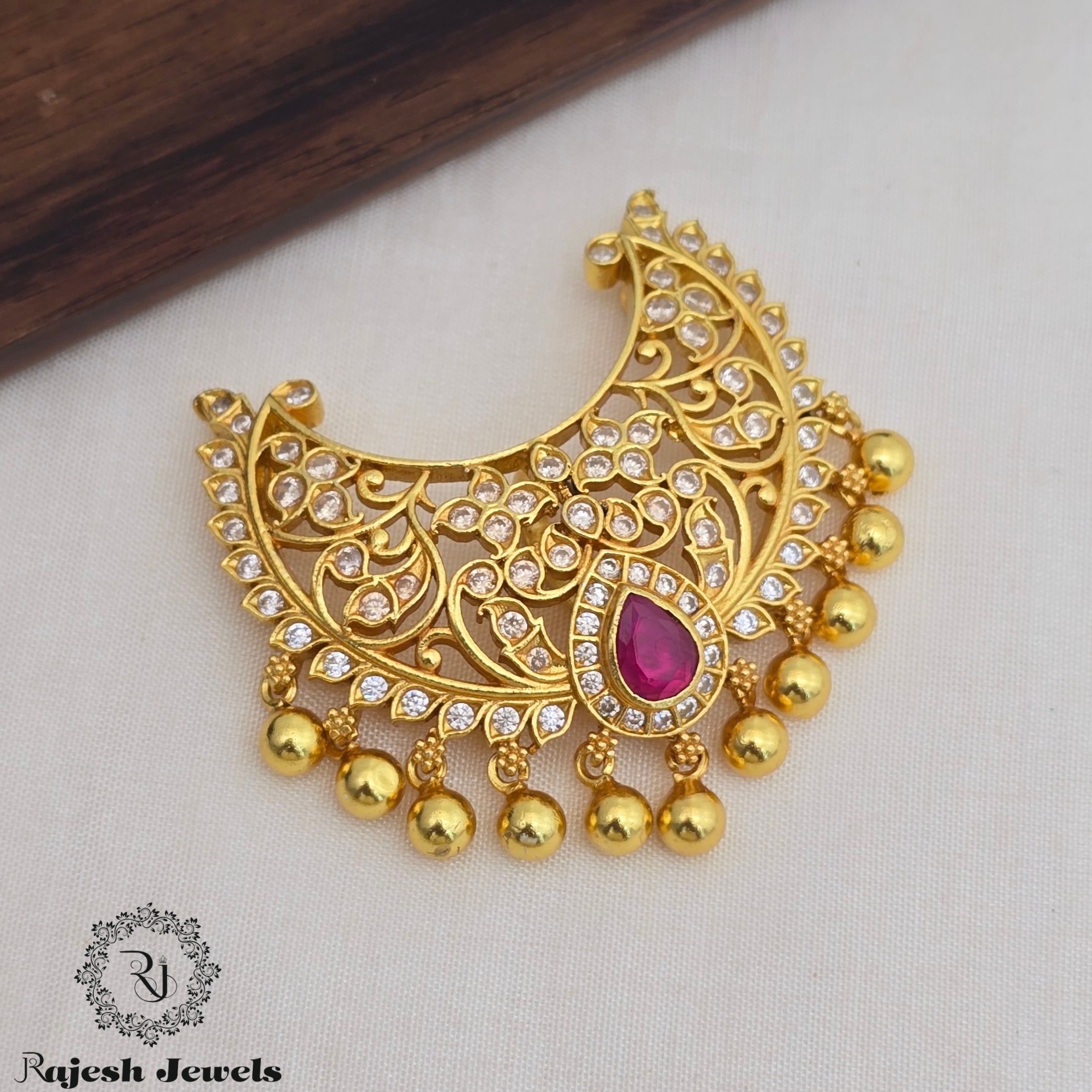 Enlightening Cz Coorg Pendant