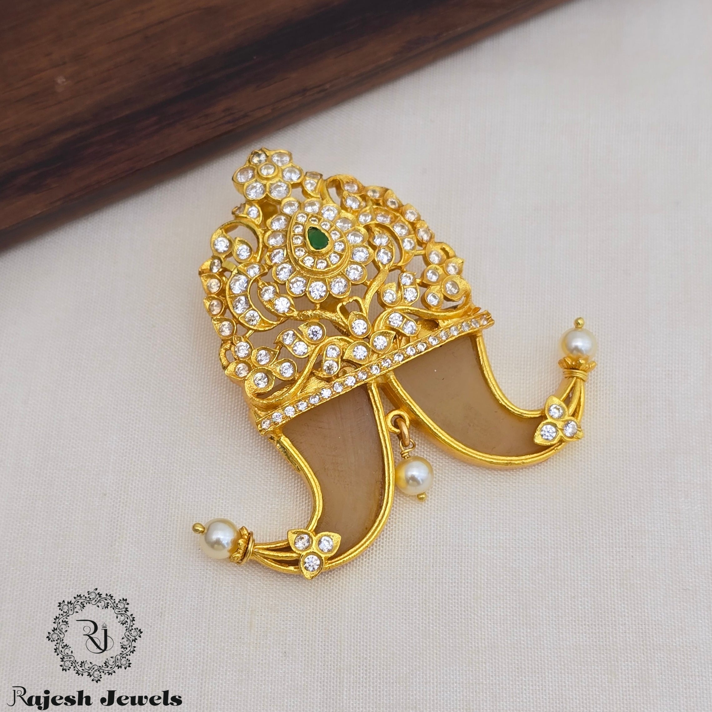 Fabulous Lion Nail Gold Plated Pendant