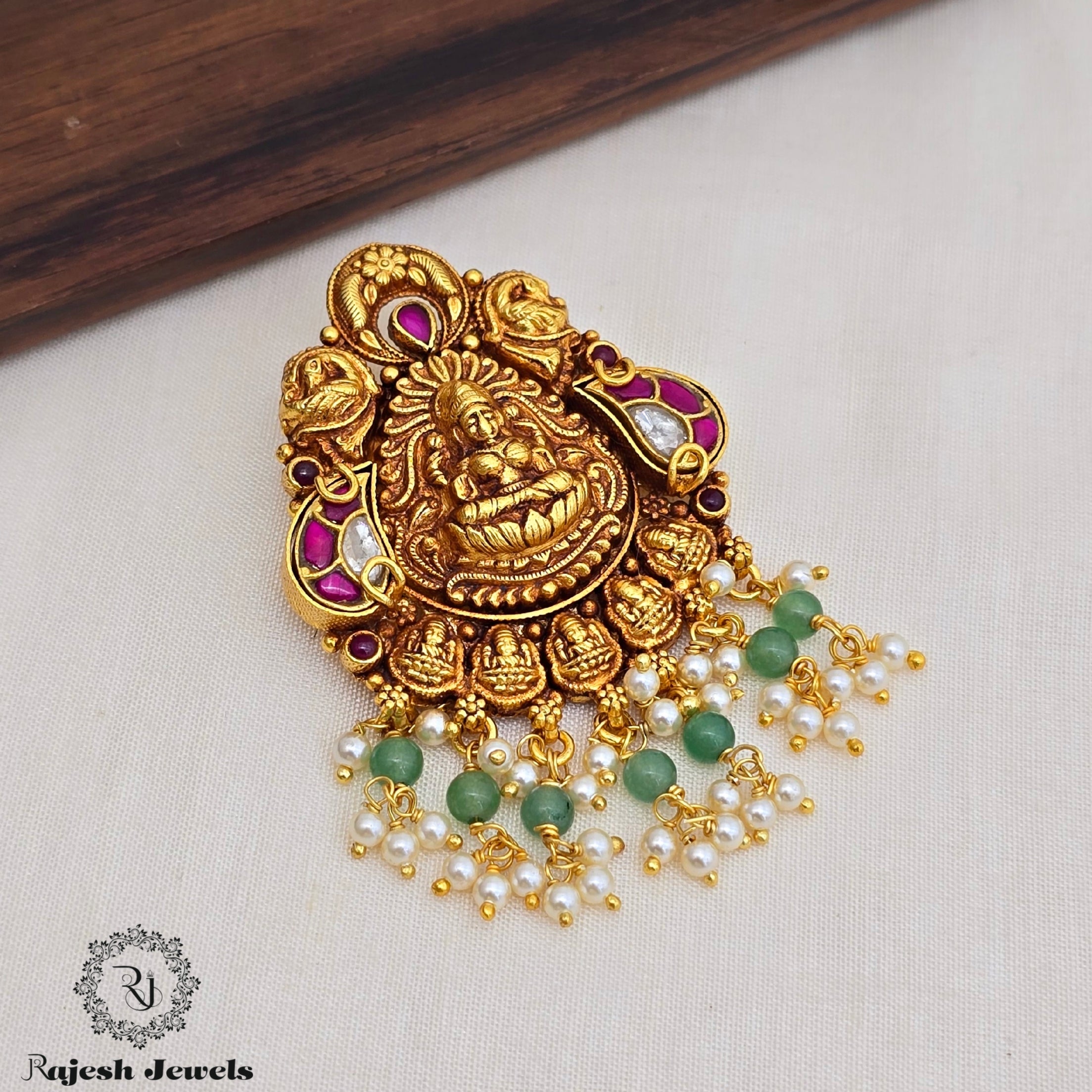 Ravishing Kundan Nakshi Fusion Pendant