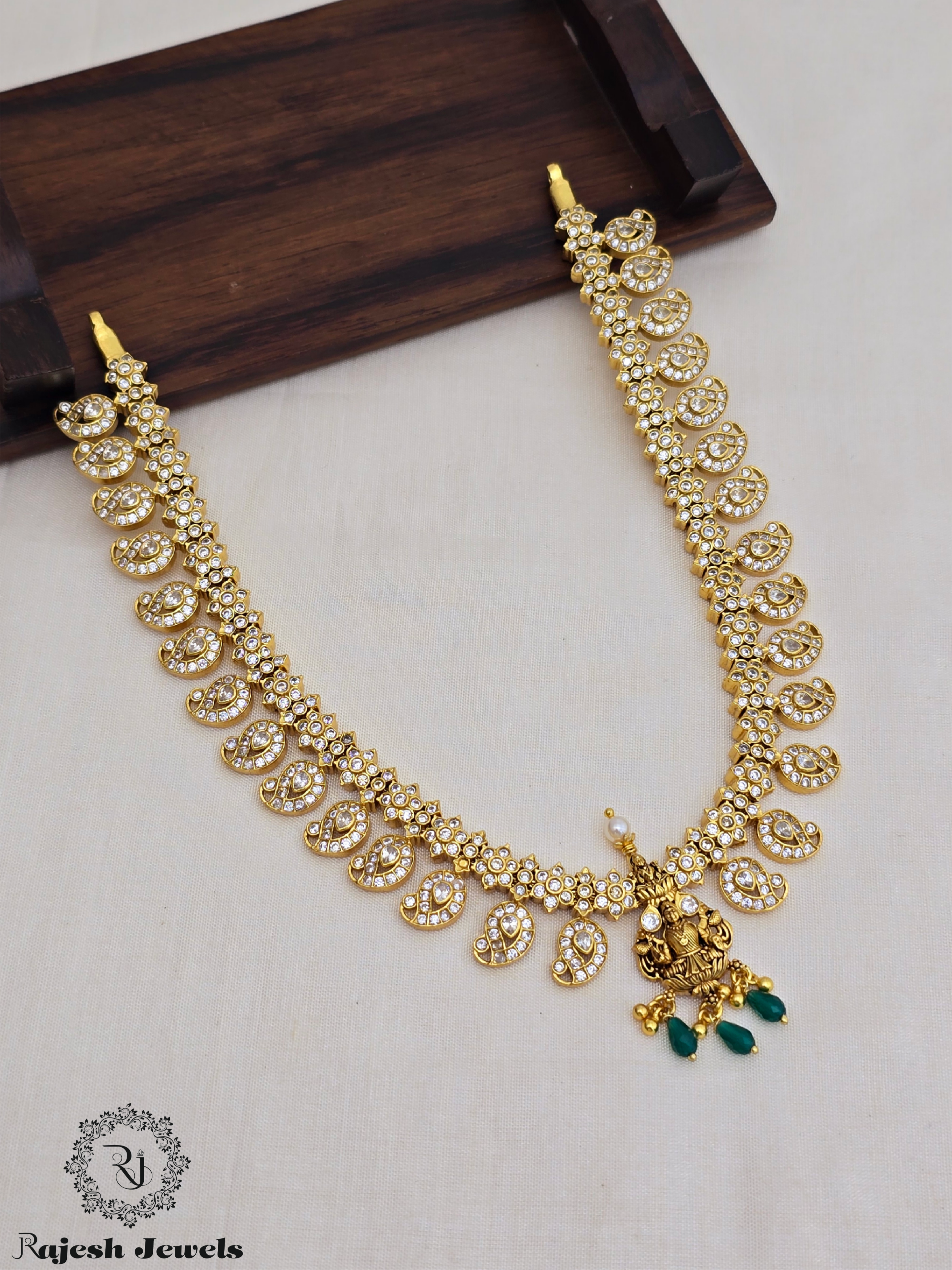 Alluring Cz Mongo Mini Haram