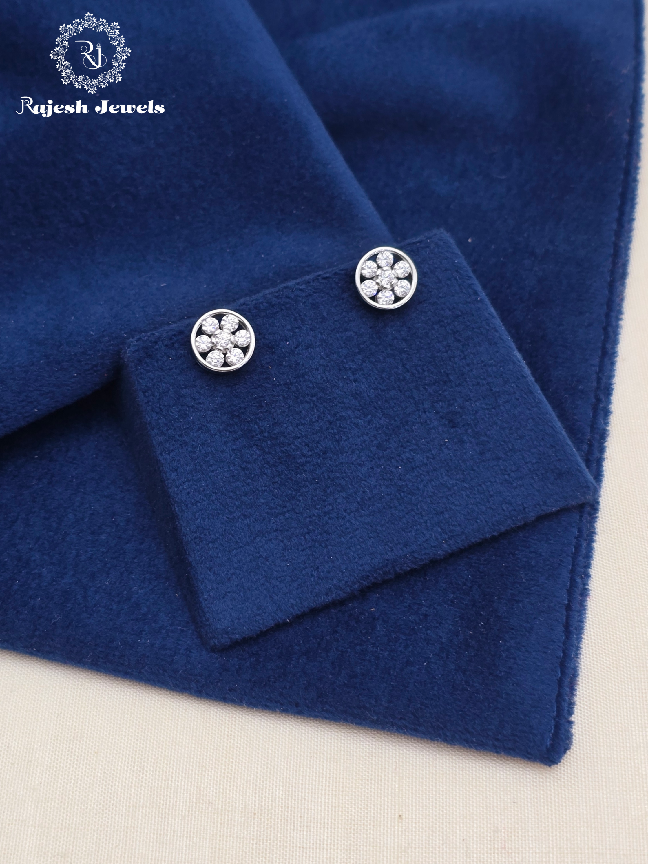 Alluring Cz Minimalistic Studs Earrings