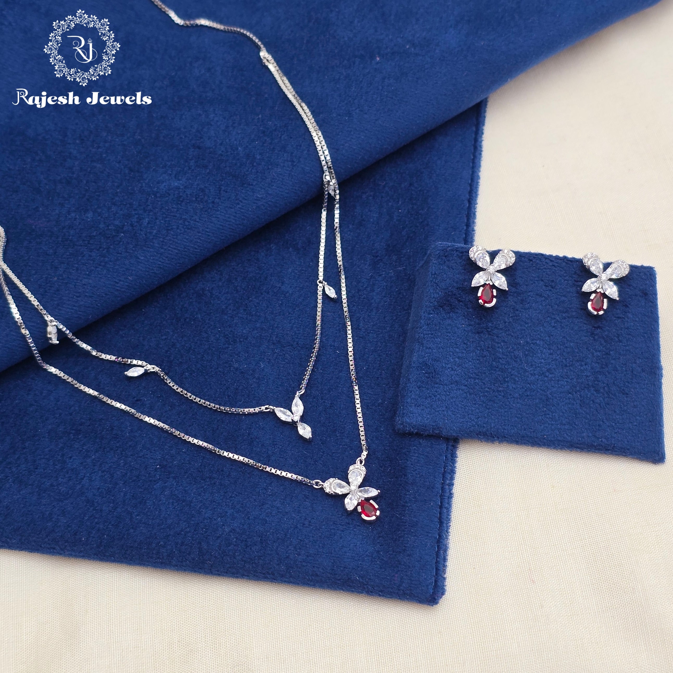 Exceptional Two Layers Rodhium Finish Neckpiece