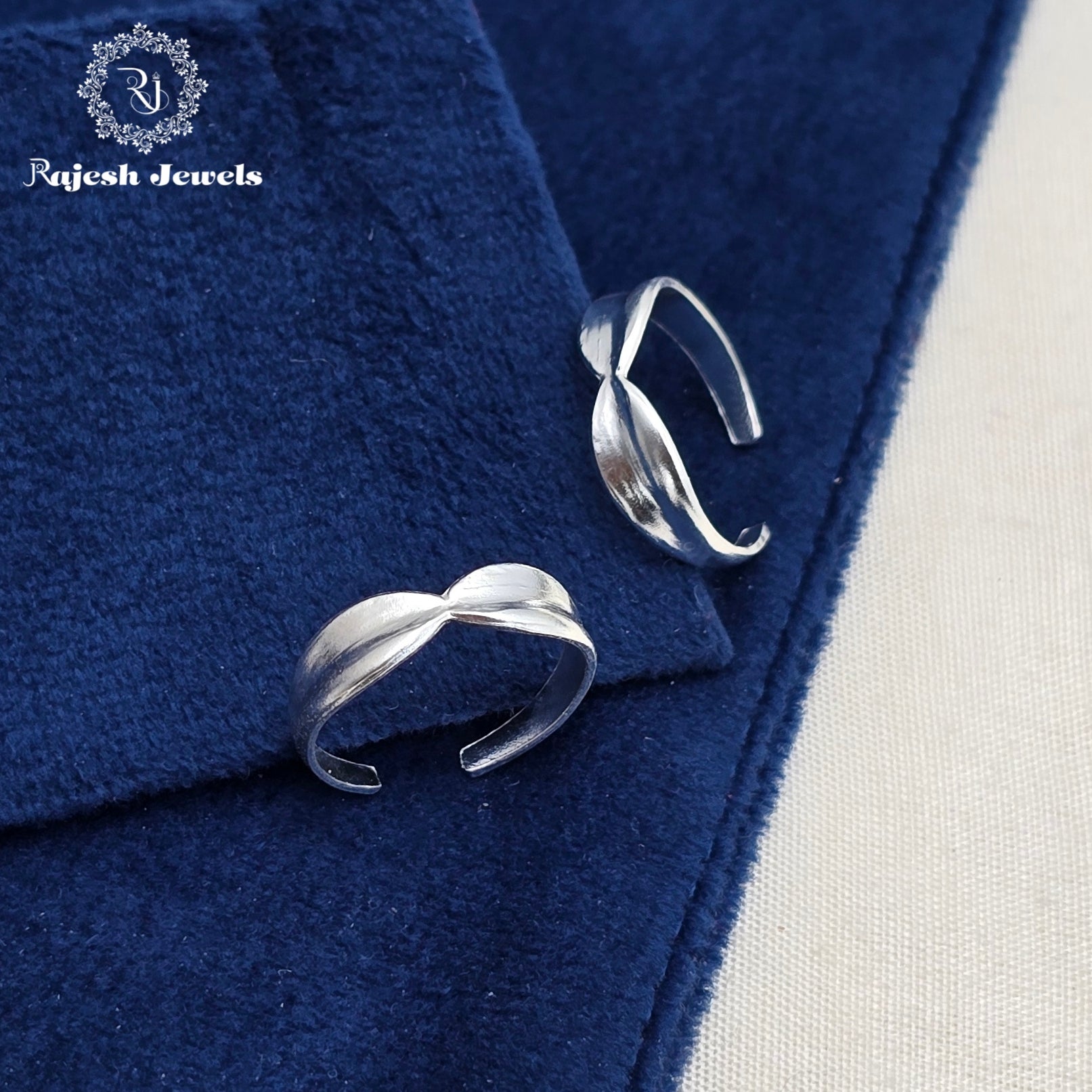 Luxurious Plain Adjustable Toerings