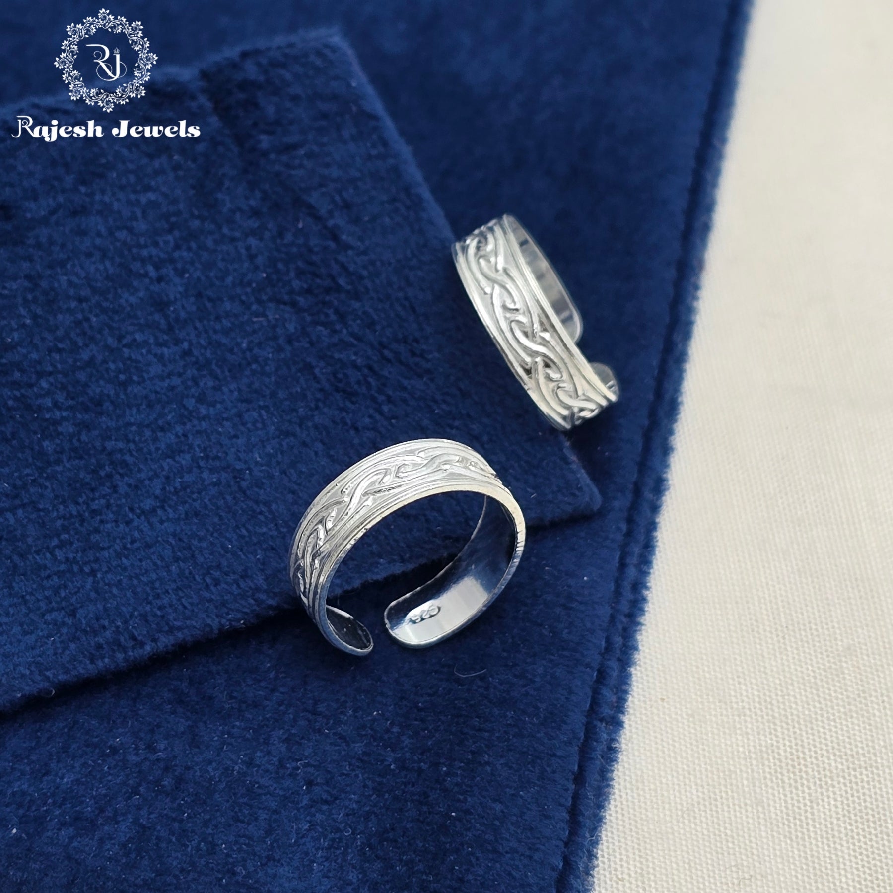 Superb Adjustable Dailywear Toerings