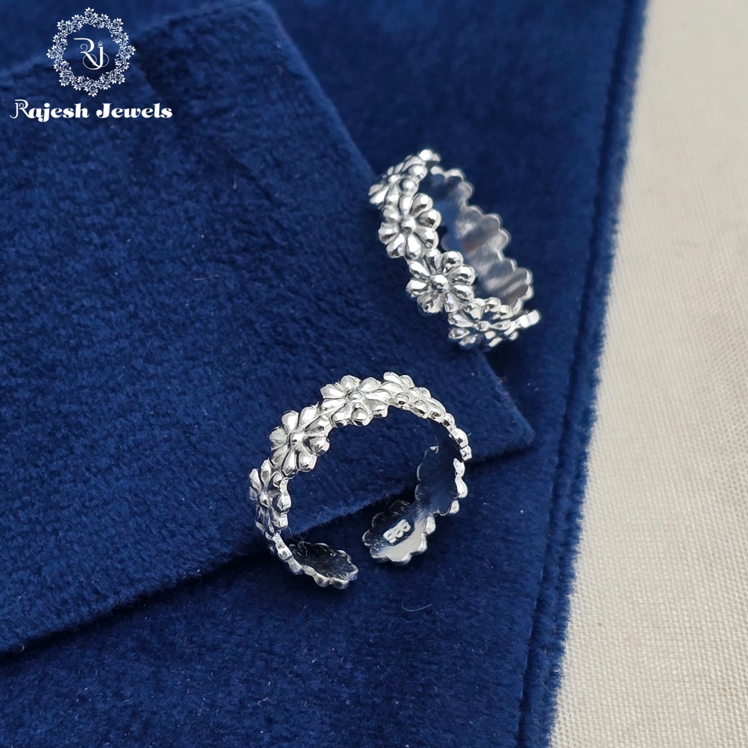 Floral design Adjustable Toerings