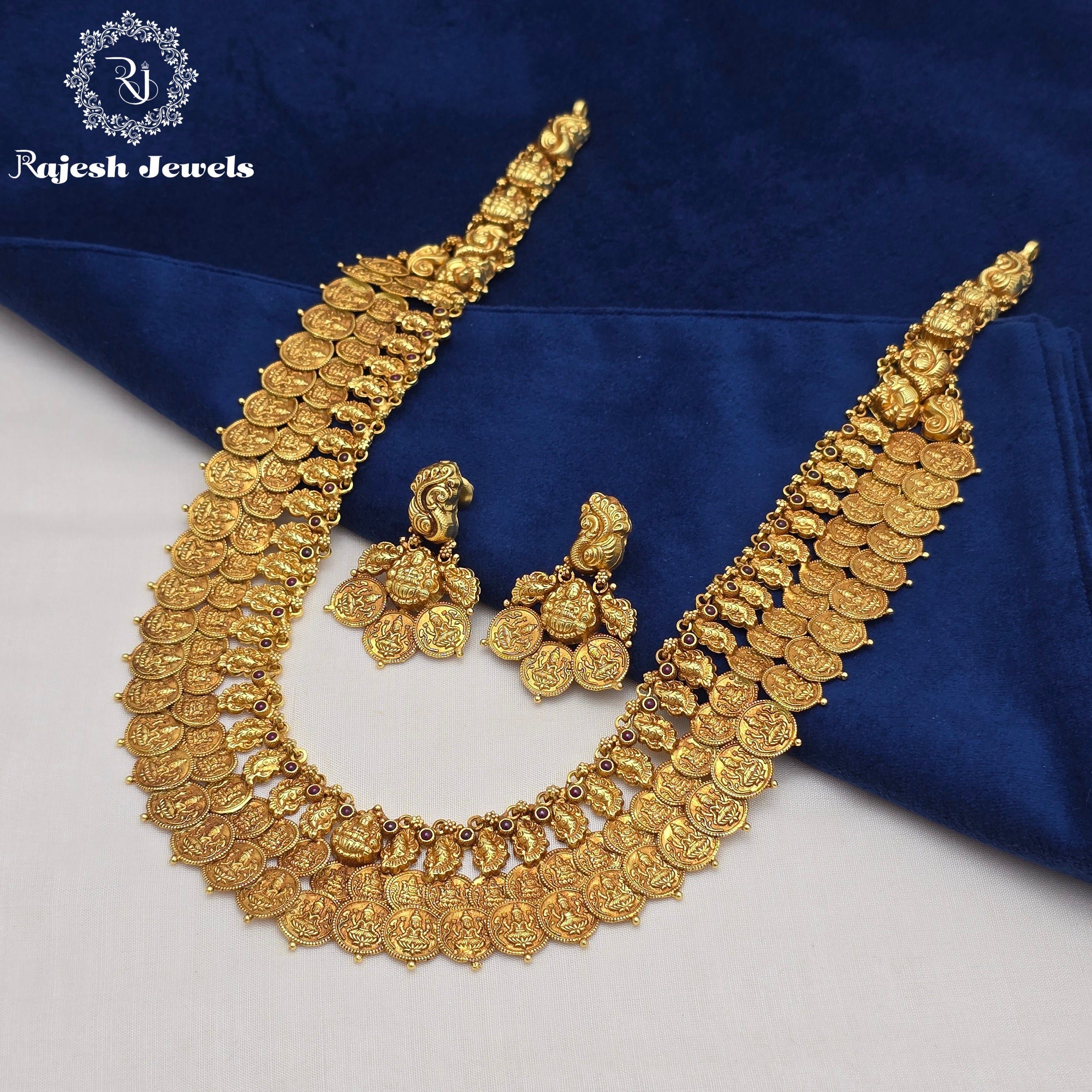 Wonderful Dual Step Kasu Haram With Matching Earrings