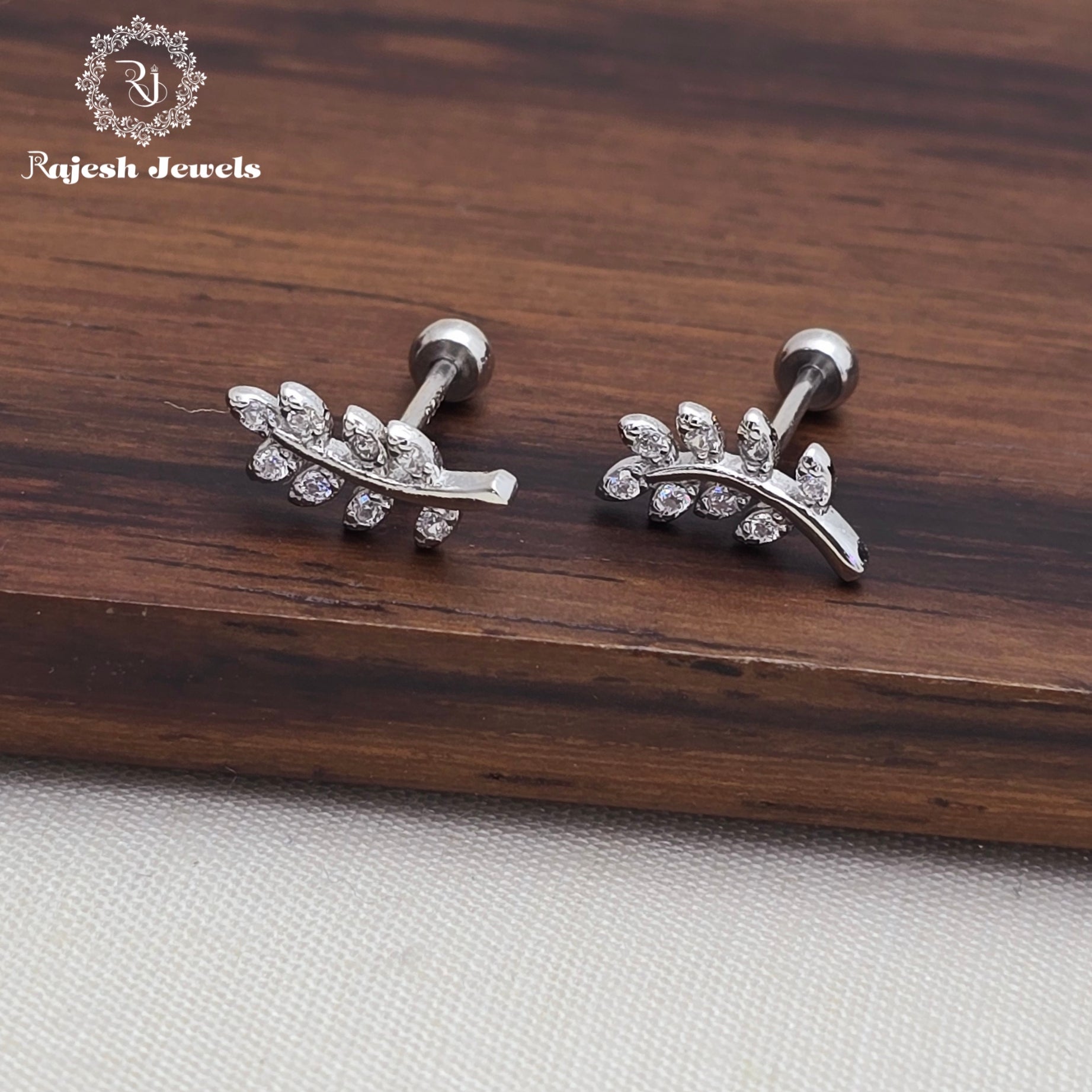 Leafy Cz Second Stud Earrings